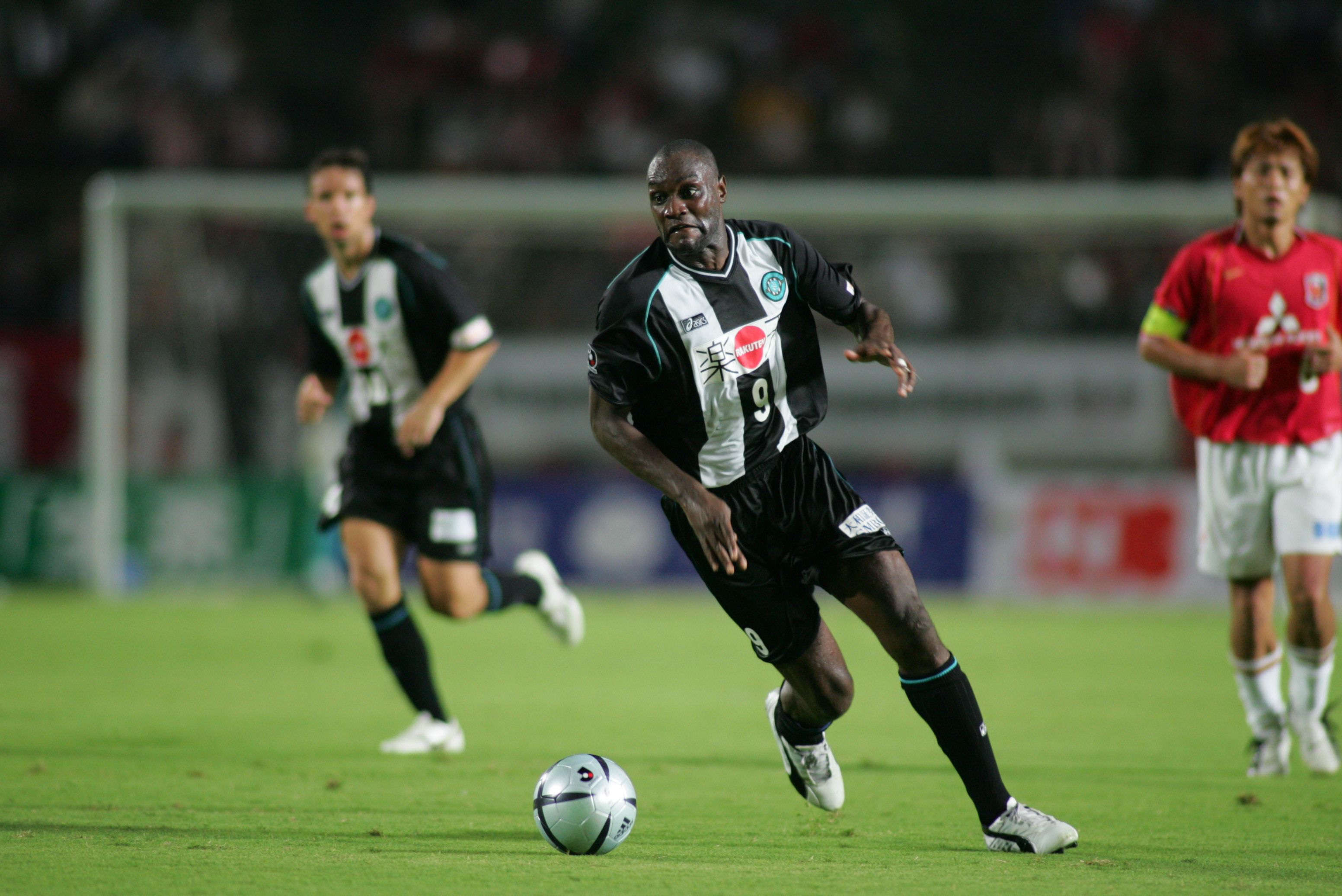 Patrick Mboma - J.League