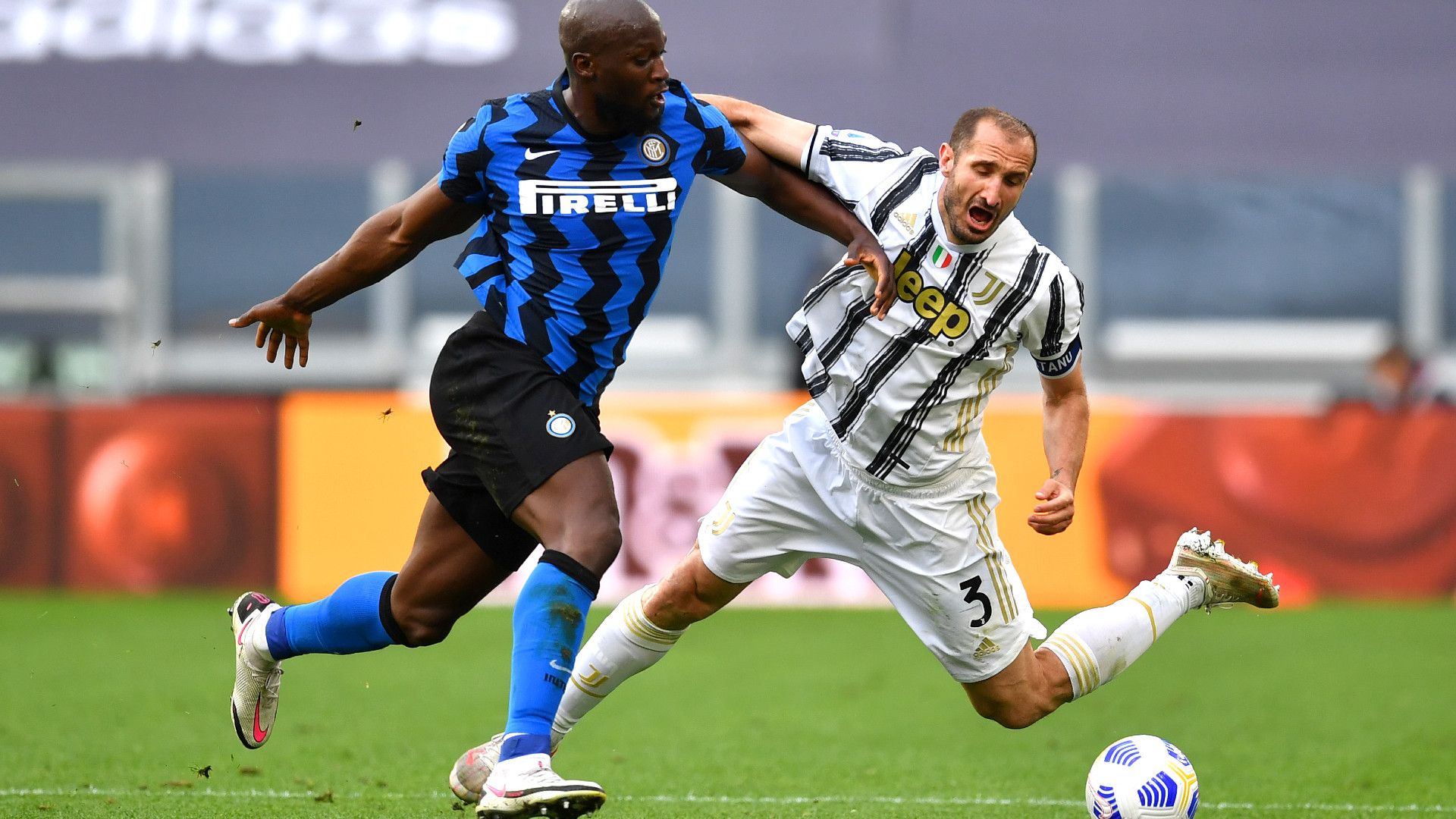 ROMELU LUKAKU INTER GIORGIO CHIELLINI JUVENTUS SERIE A 15052021