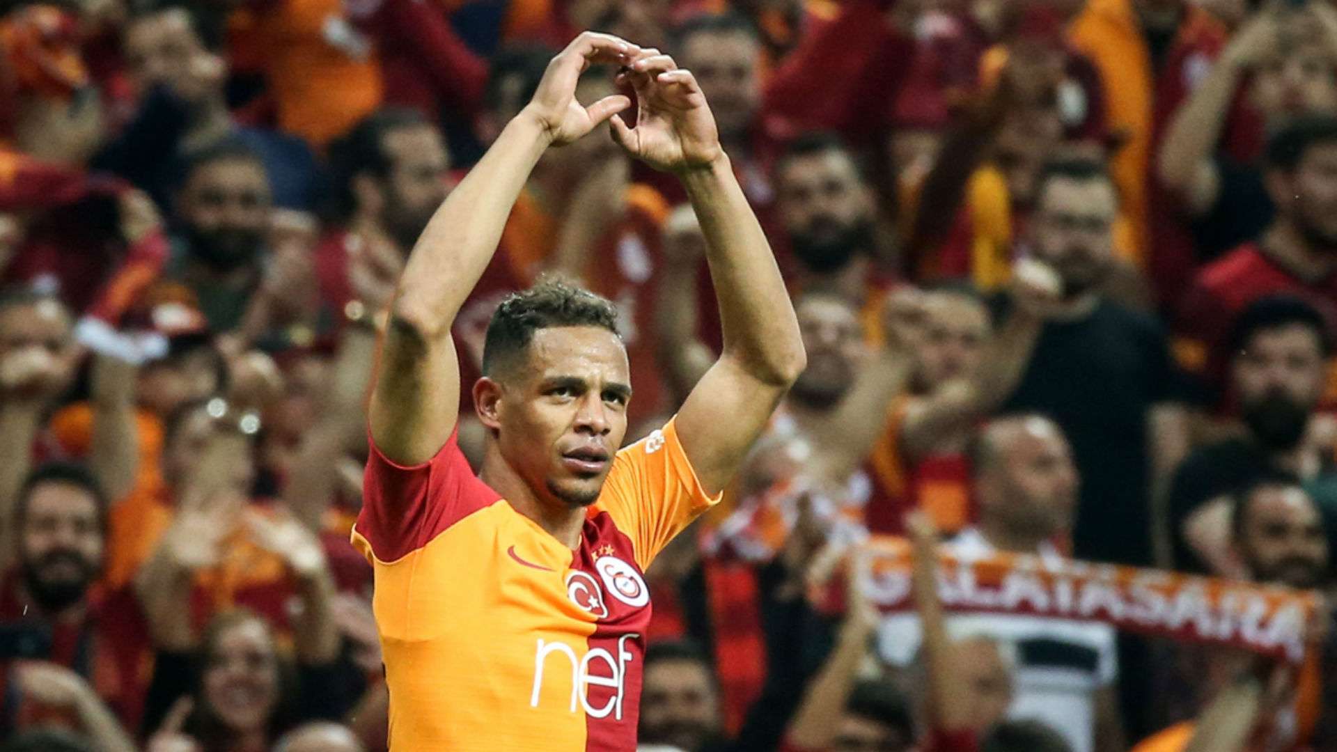 Galatasaray Besiktas Fernando 04052019