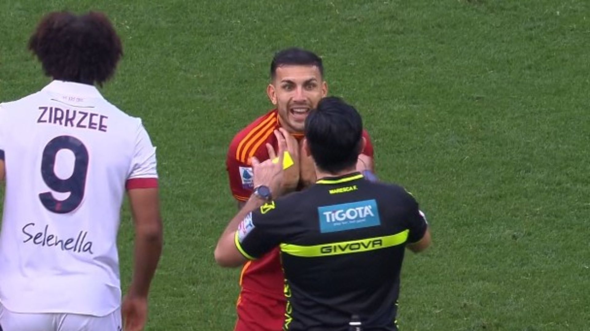 Leandro Paredes yellow card Roma Bologna 22042024