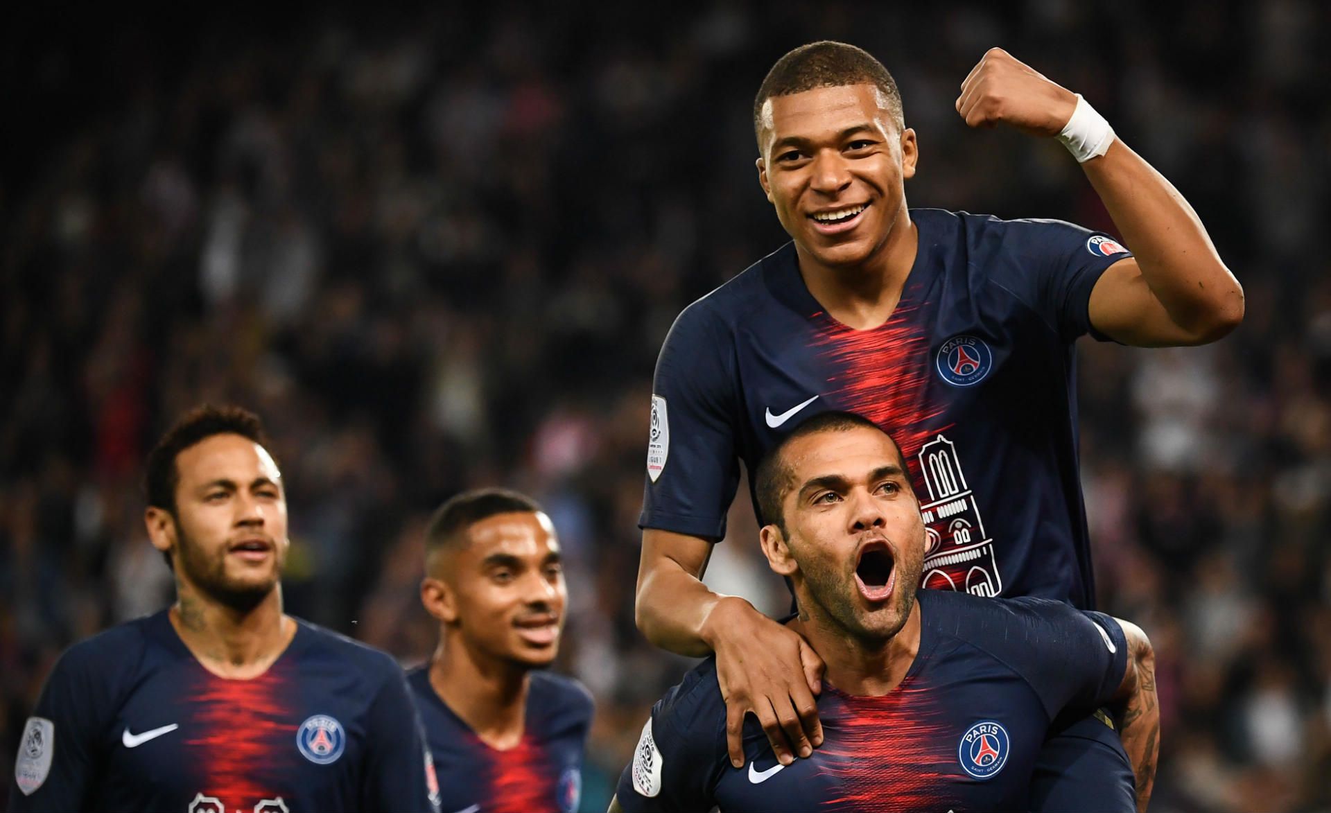 2019-04-21-psg-mbappe