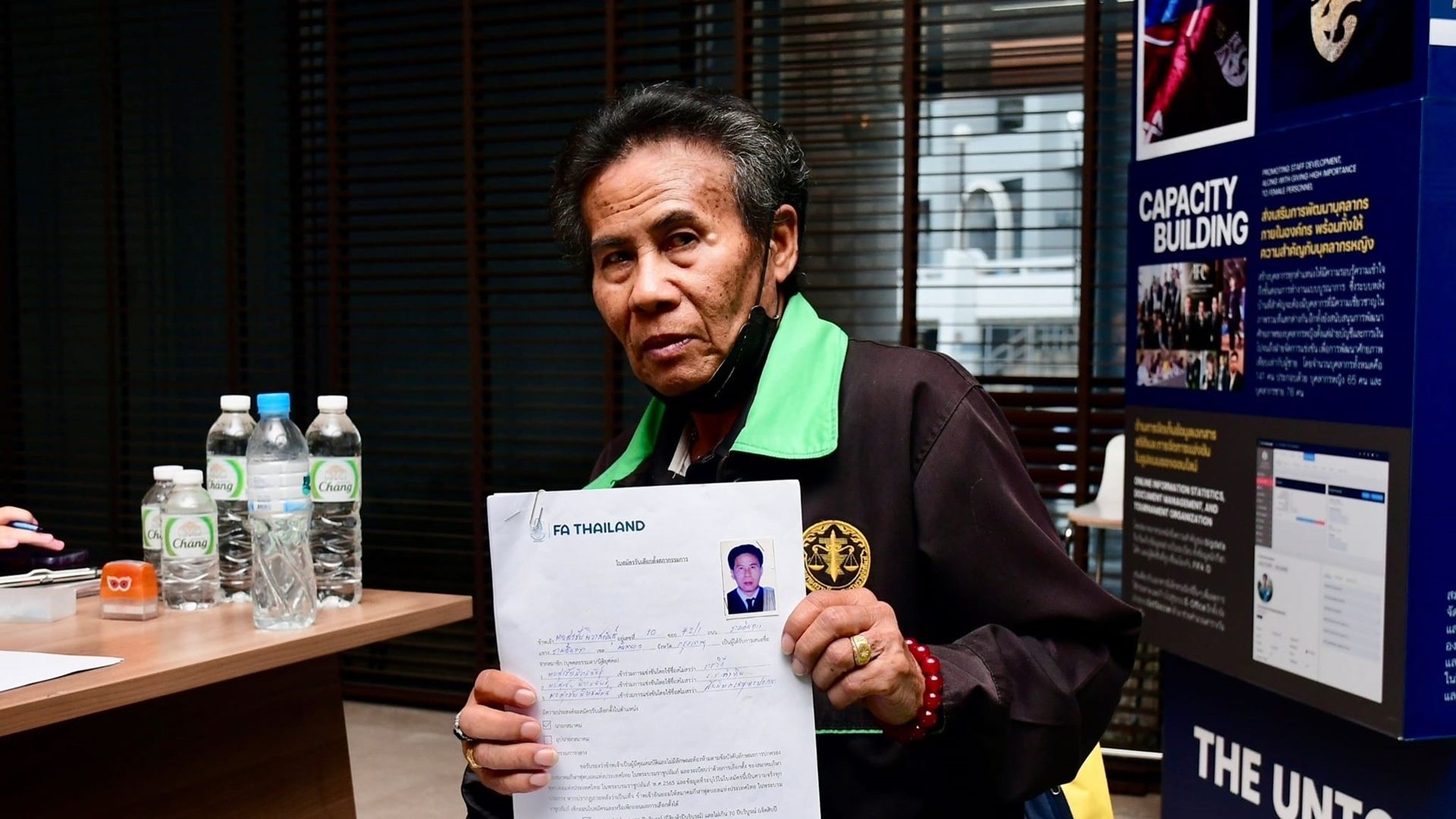 สุรชัย นิวาสพันธุ์