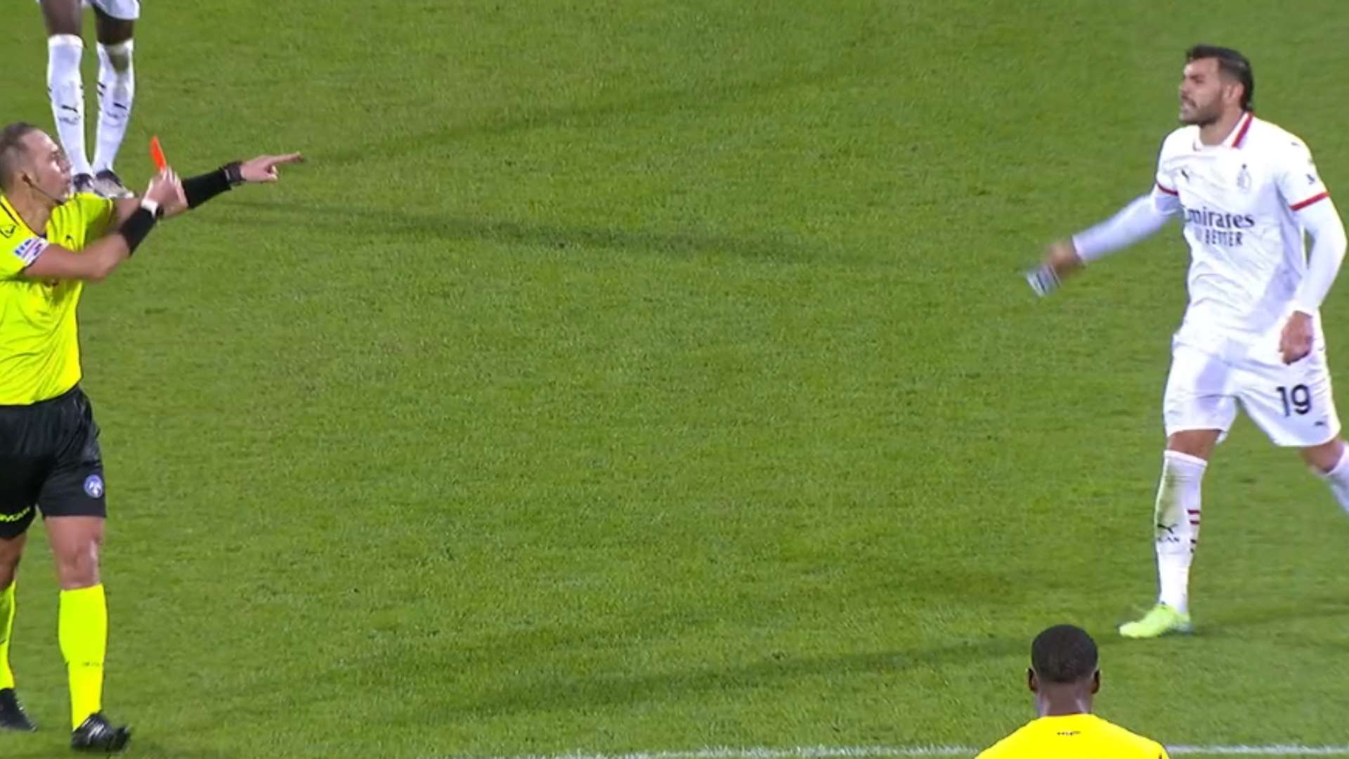 Theo Hernandez Pairetto red card Fiorentina Milan