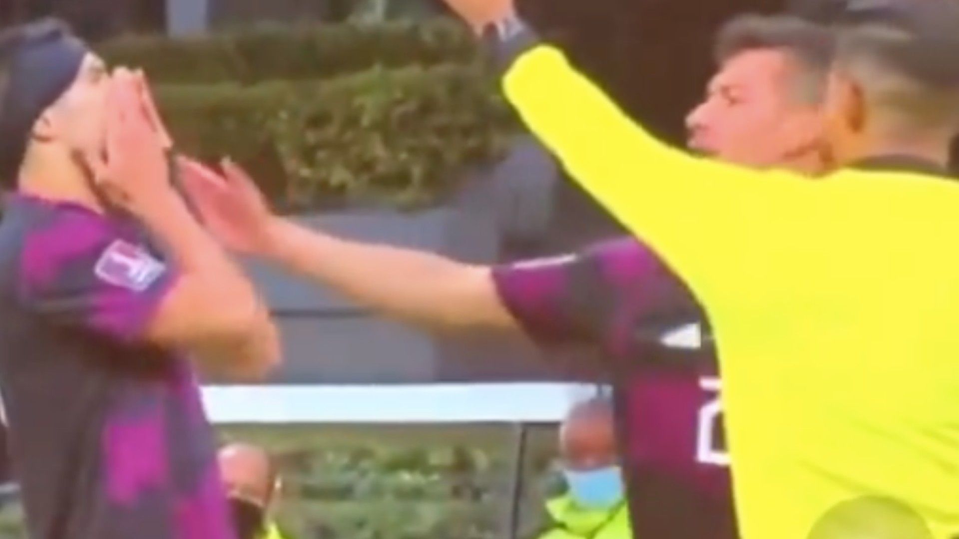 Chucky Lozano - Raúl Jiménez