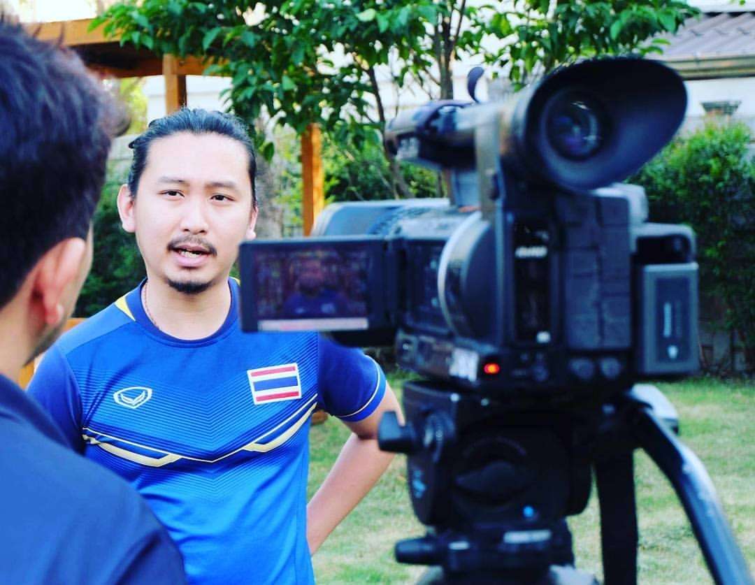 ขจรยศ โชคธนเศรษฐ์