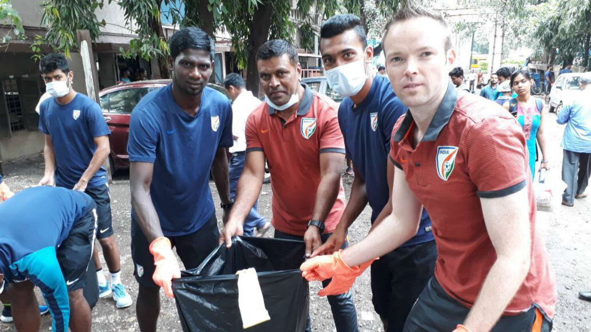 Indian national team Swachhta Hi Seva