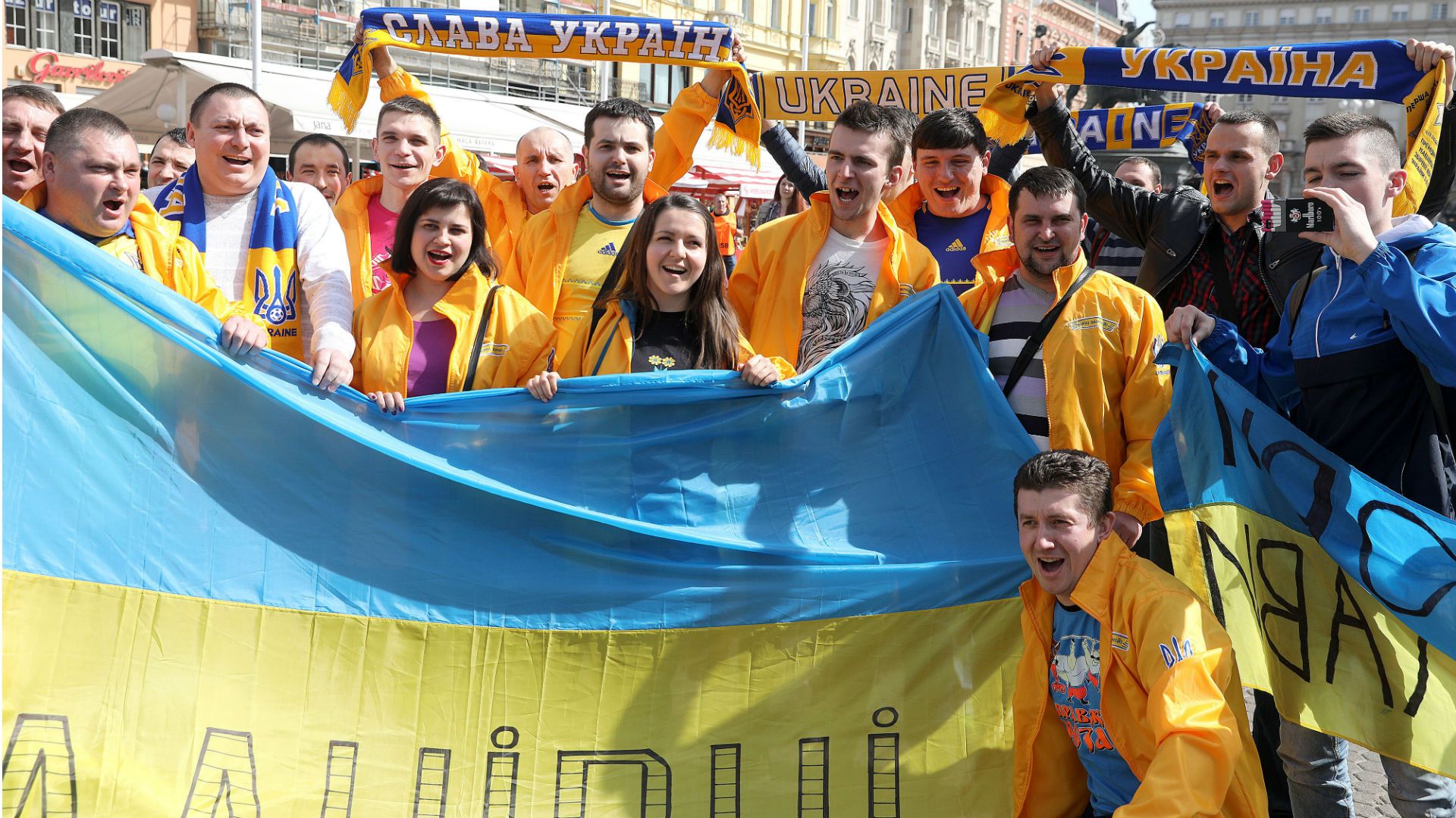 ukraine fans in zagreb