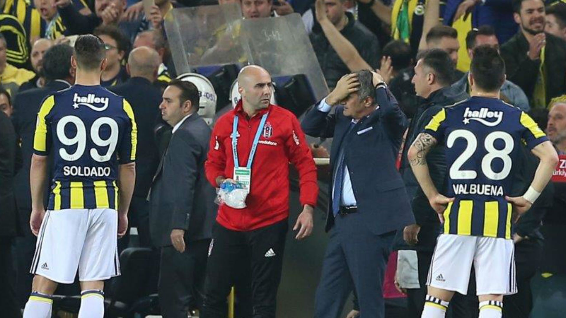 Fenerbahce Besiktas 04202018