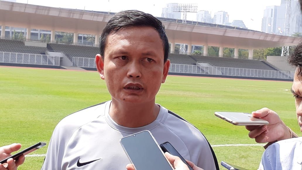 Yeyen Tumena - Asisten Pelatih Timnas Indonesia