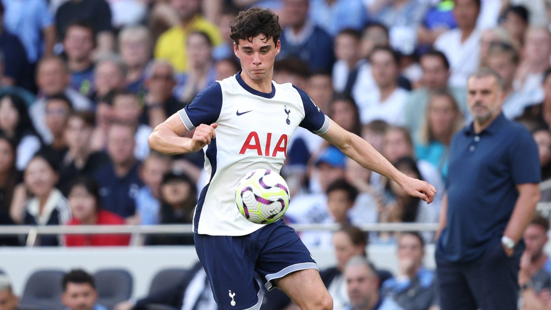 Archie Gray Tottenham 2024-25