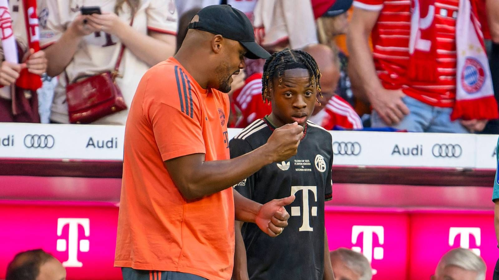 Mike & Kompany