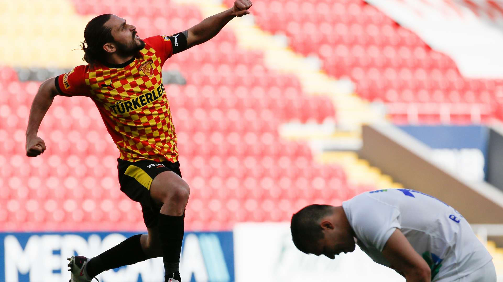 goztepe goal celebration 04062021