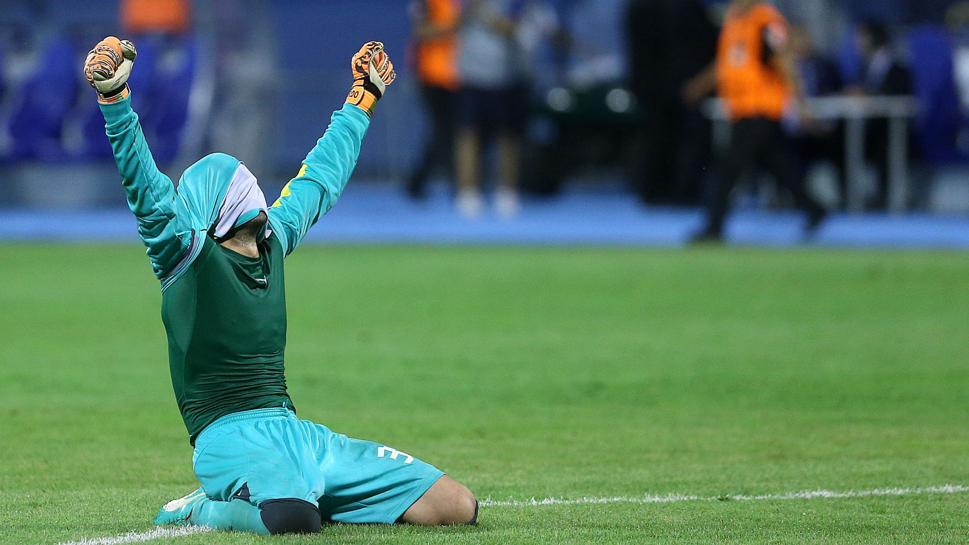 eduardo carvalho - dinamo 2 arsenal 1 - champions league - 16092015