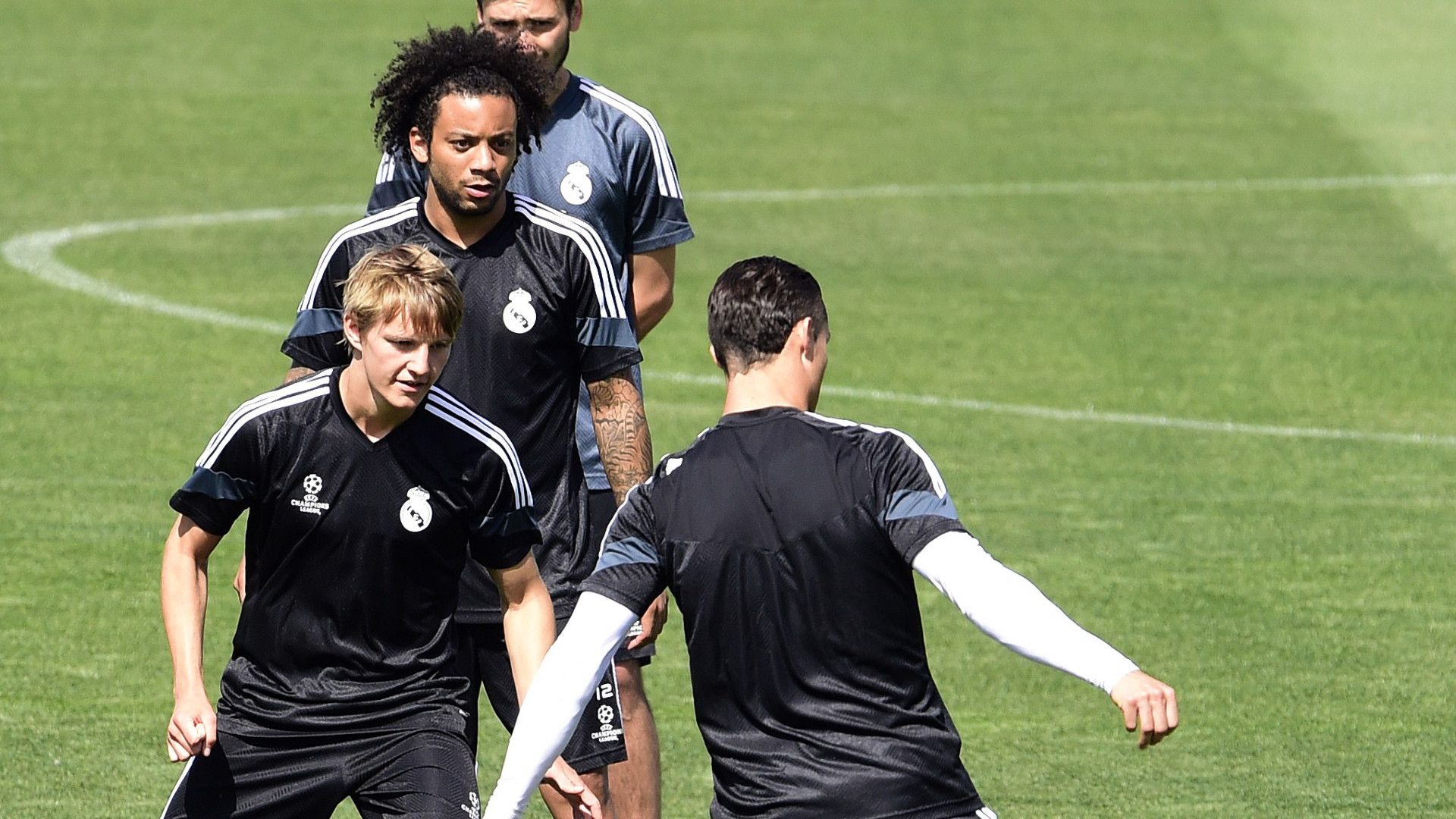 Martin Odegaard Cristiano Ronaldo