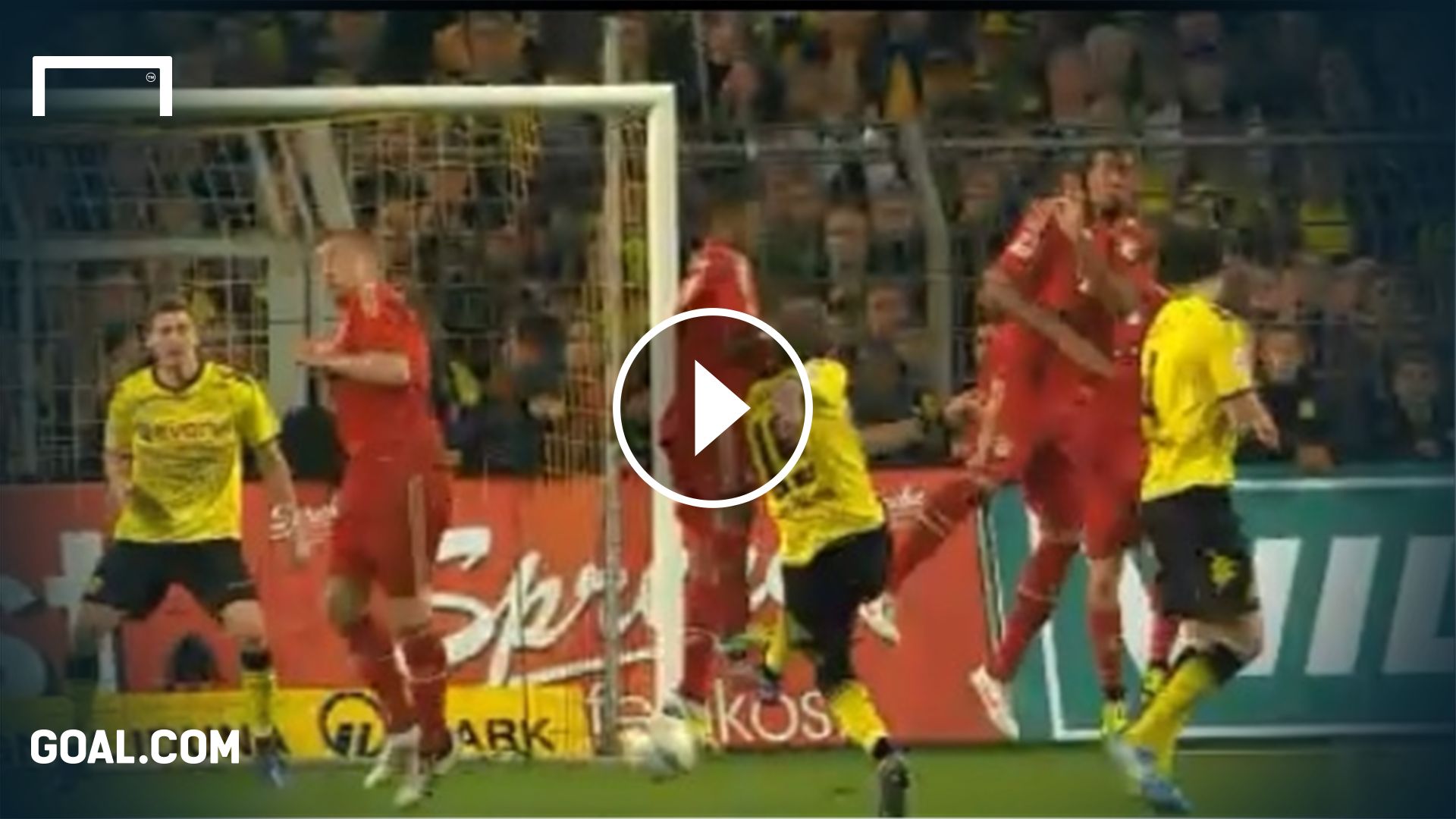 Robert Lewandowski GFX Playbutton