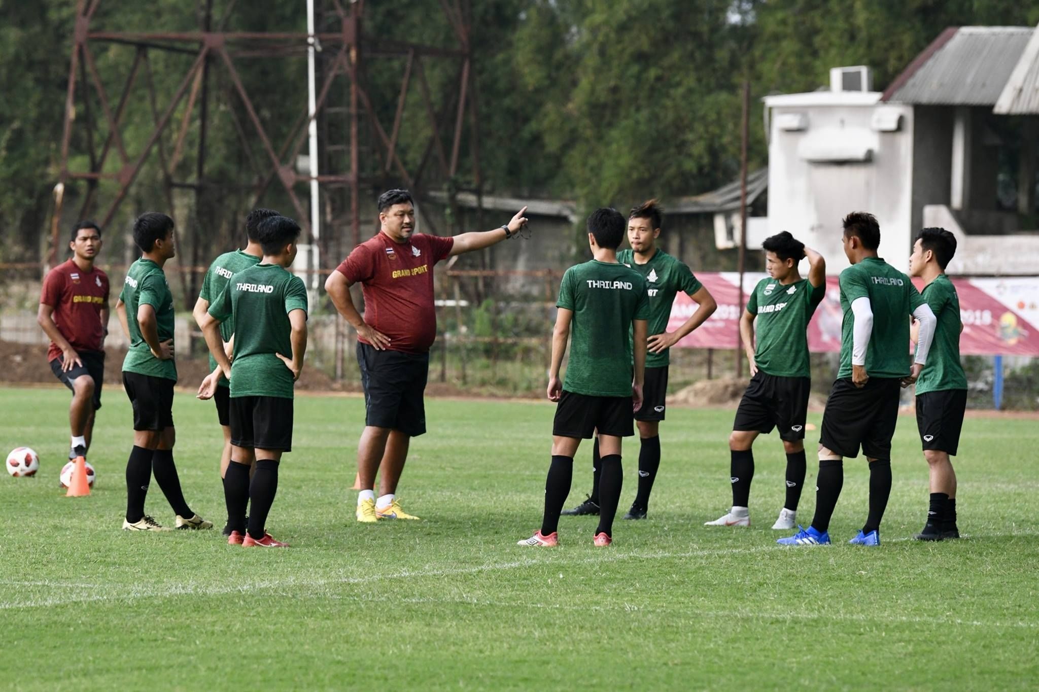 วรวุธ ศรีมะฆะ