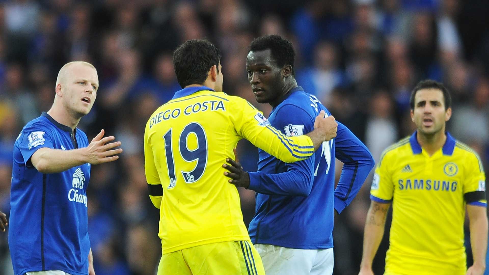 Diego Costa argues with Romelu Lukaku