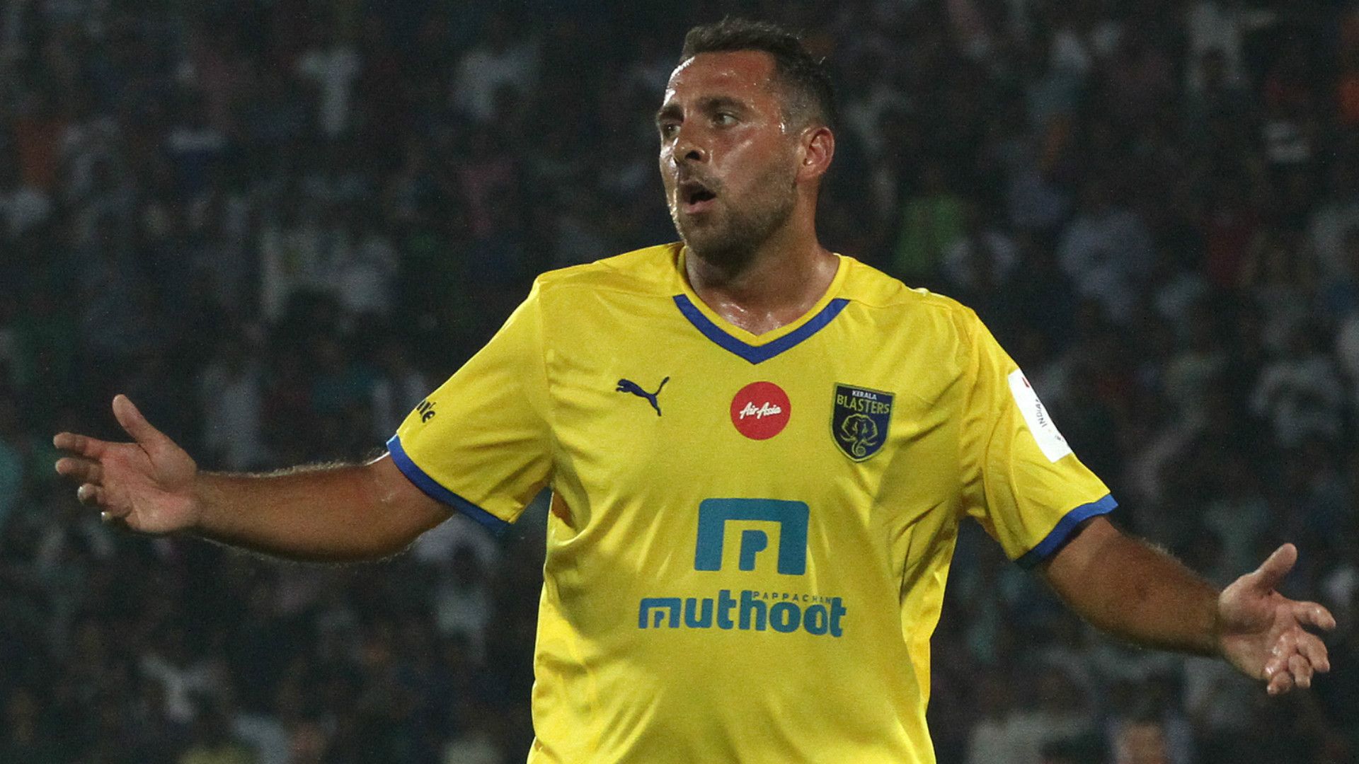 Pembe dizileri aratmayacak aldatma: Michael Chopra, eski eşi ve Ashley Williams arasında yaşananları anlattı