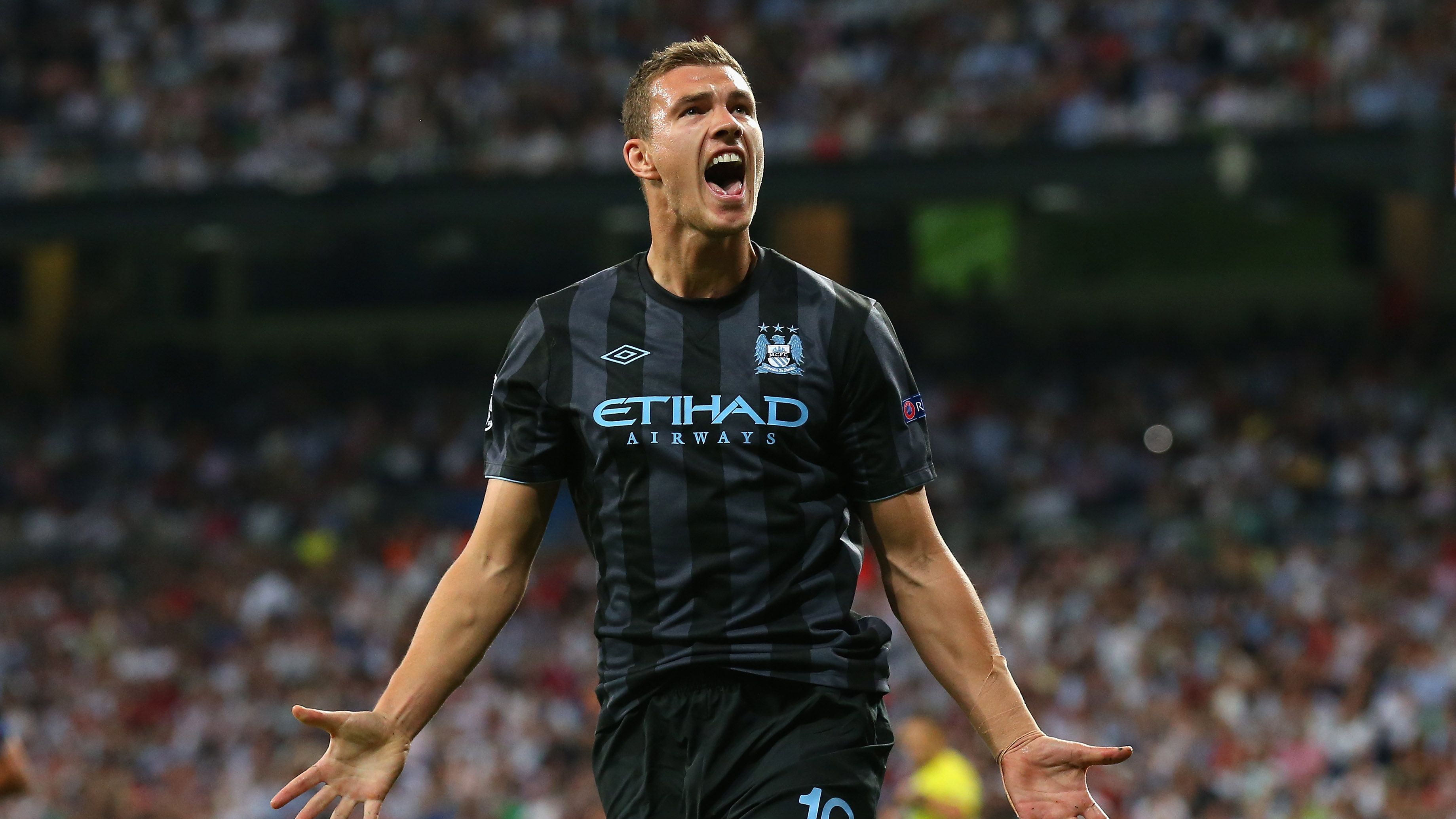 Edin Dzeko Man City