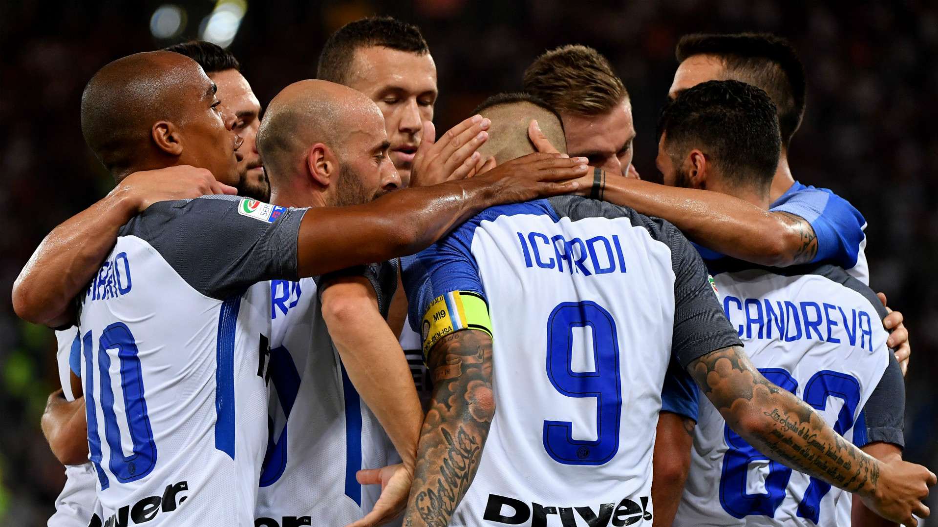 Inter celebrates Roma Serie A
