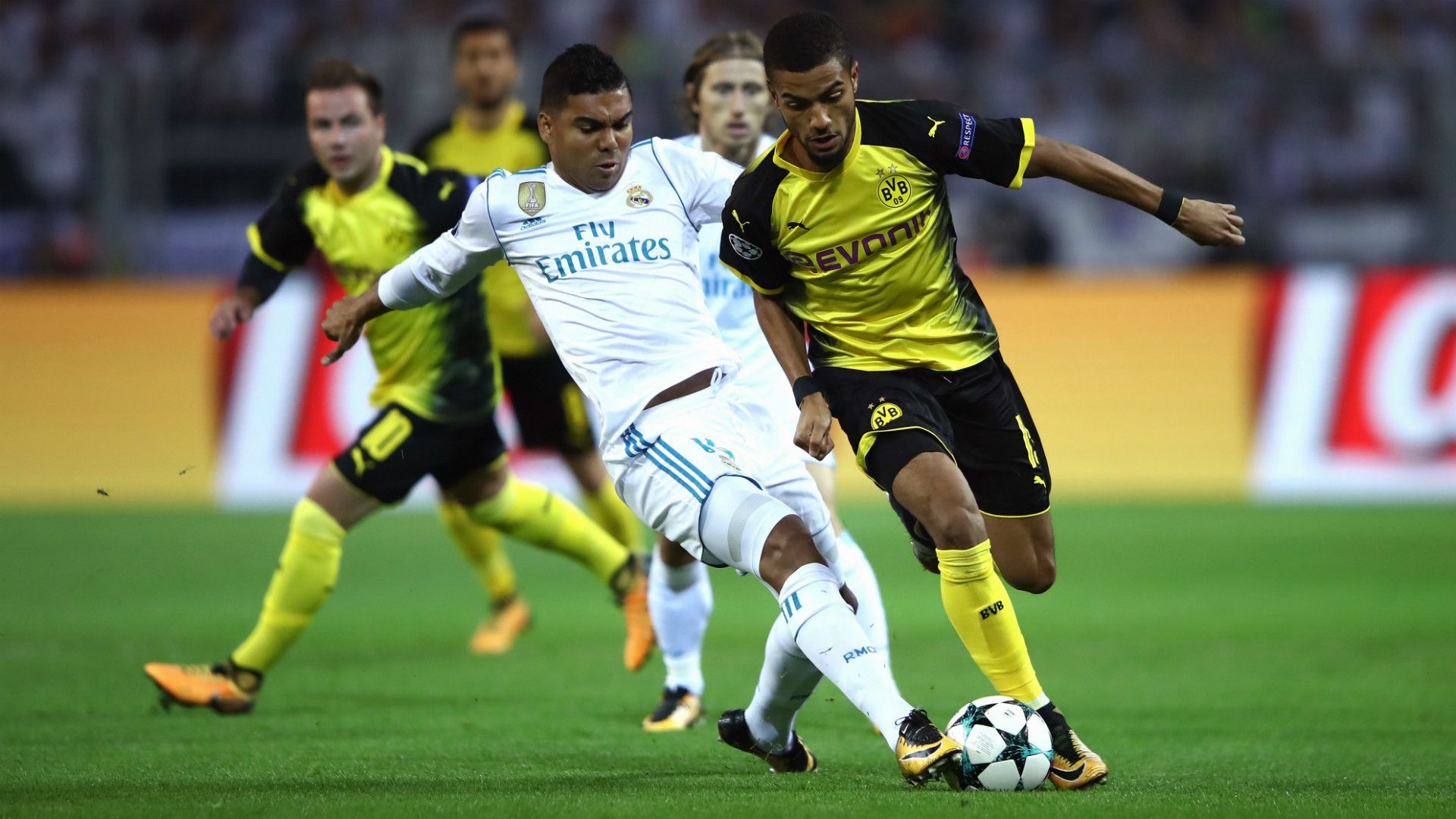 Jeremy Toljan Casemiro Borussia Dortmund Real Madrid Champions League 26092017