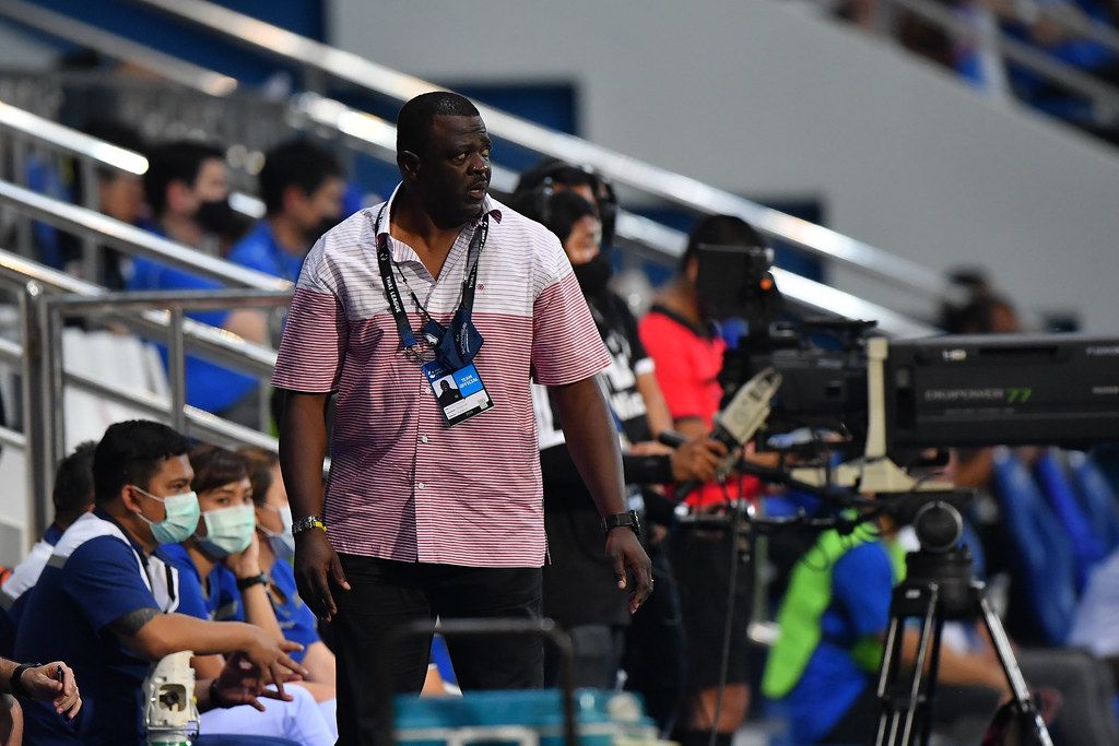 อเดบาโย กาเดโบ