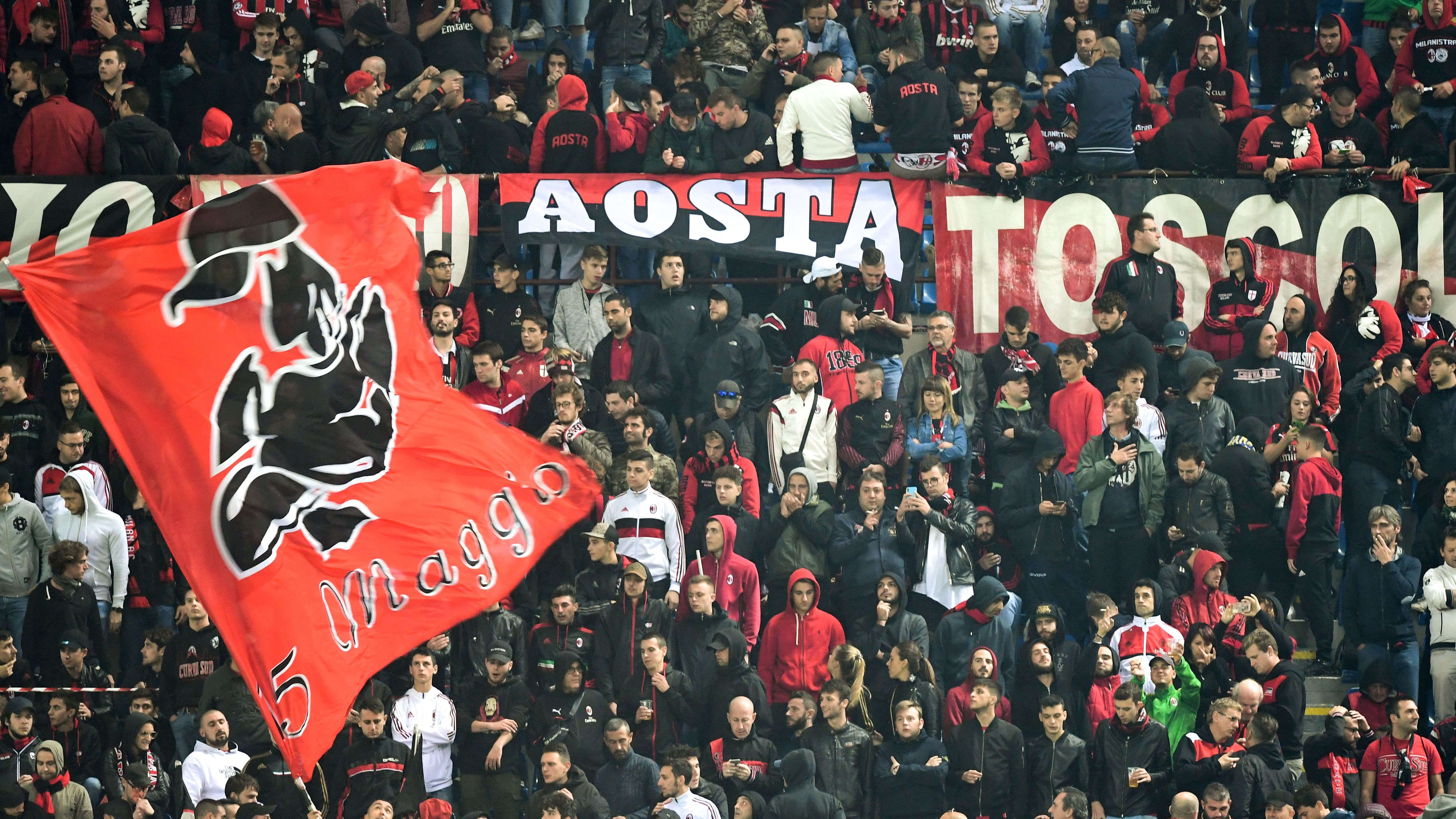 Milan fans derby Inter