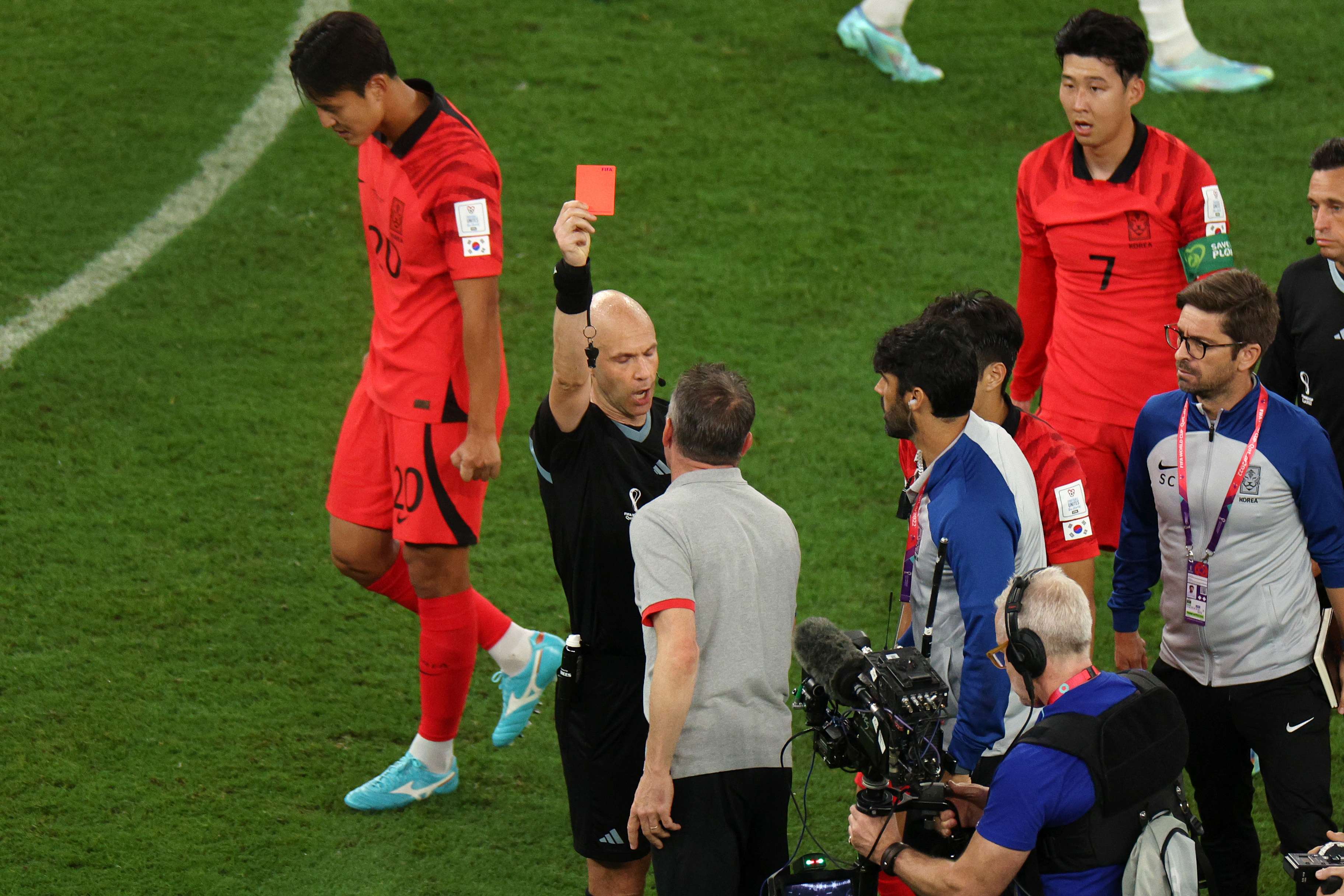 테일러 벤투 퇴장