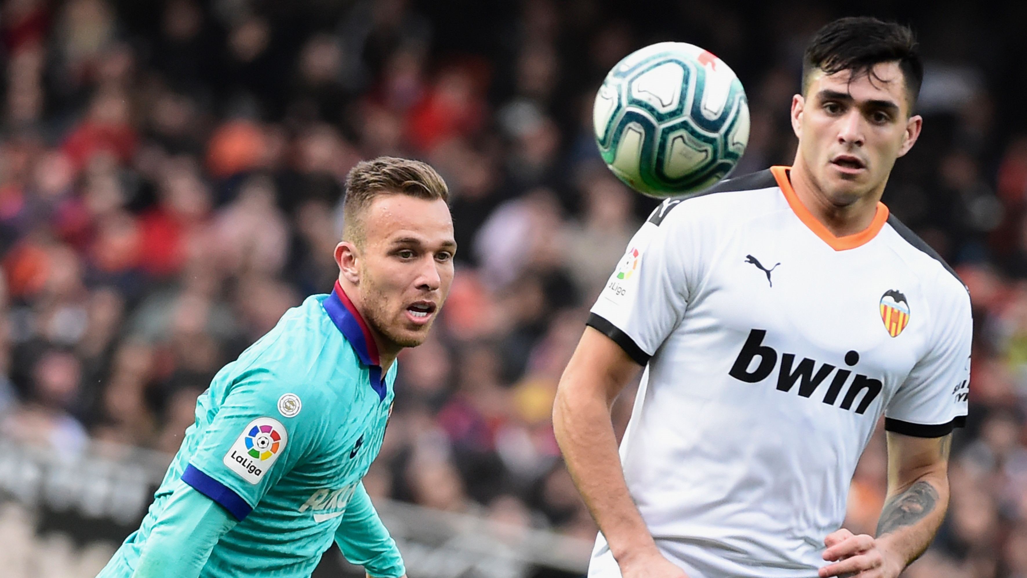 Arthur Maxi Gomez Valencia Barcelona LaLiga 25012020