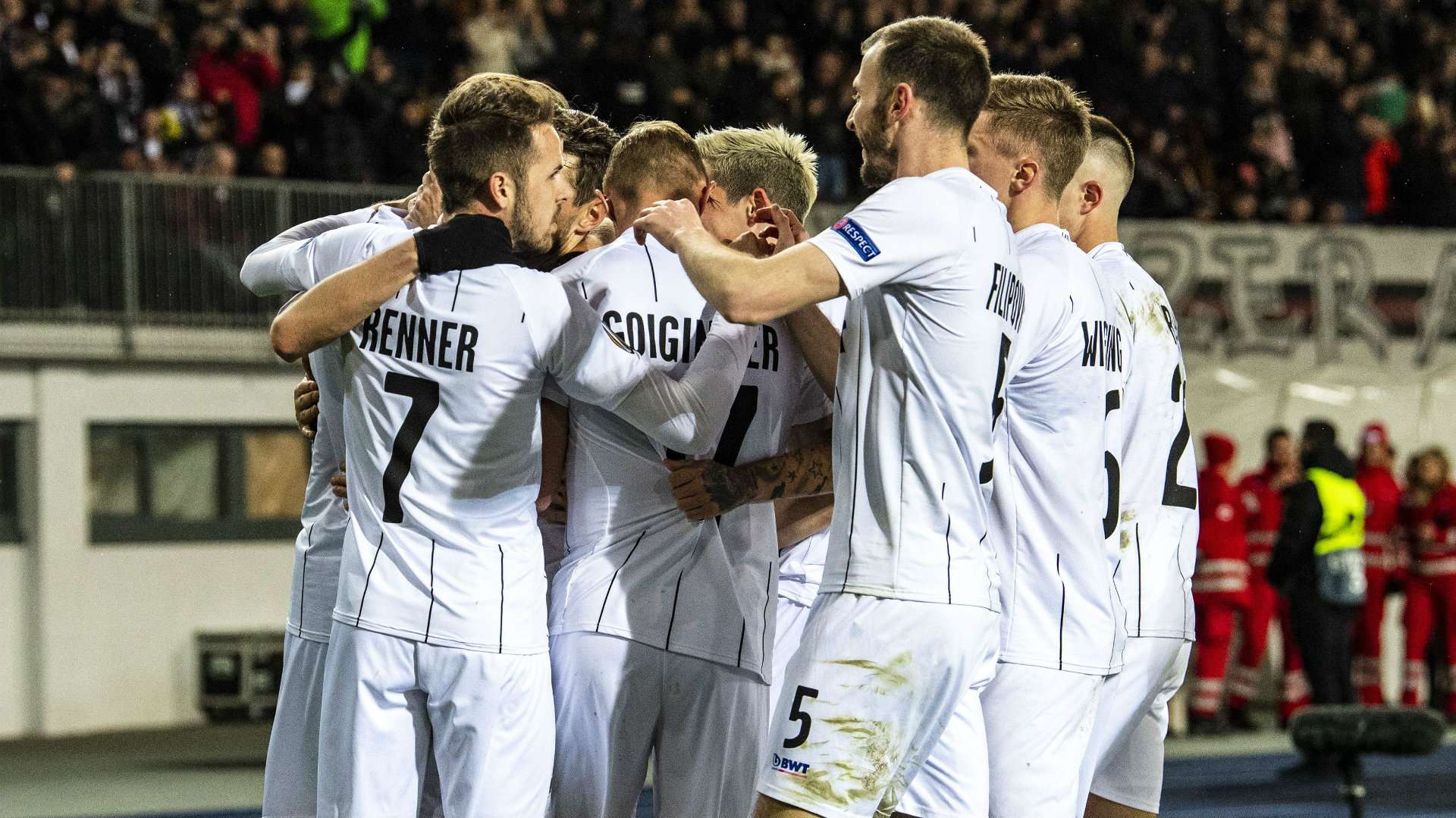 LASK celebrate vs AZ Europa League 2019-20