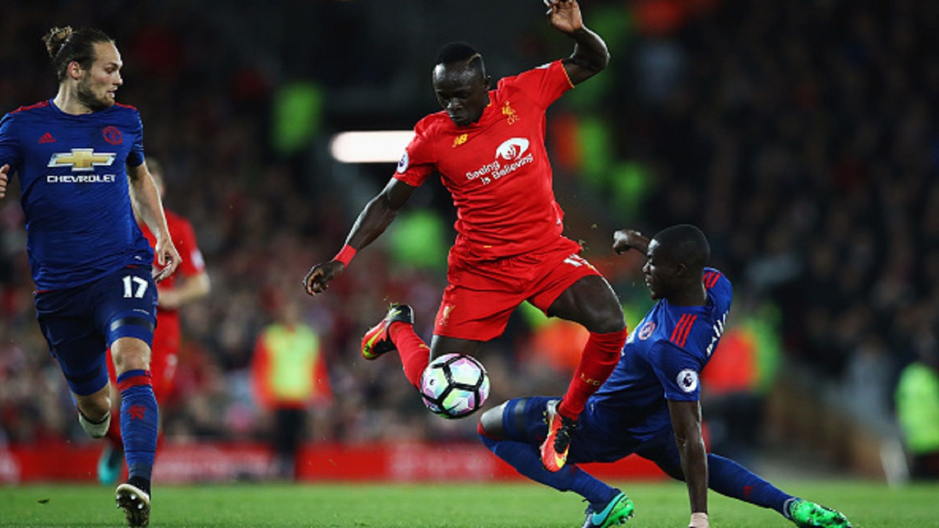 Sadio Mane Eric Bailly Liverpool Manchester United