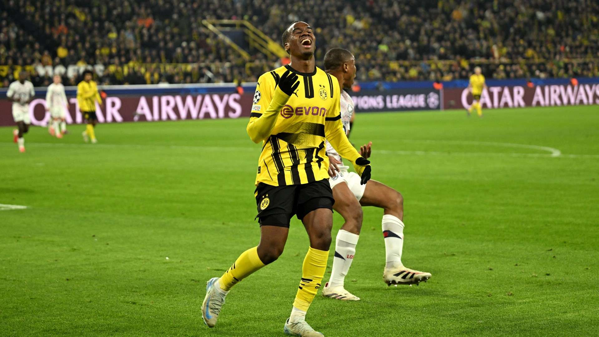 Jamie Gittens Dortmund 2025