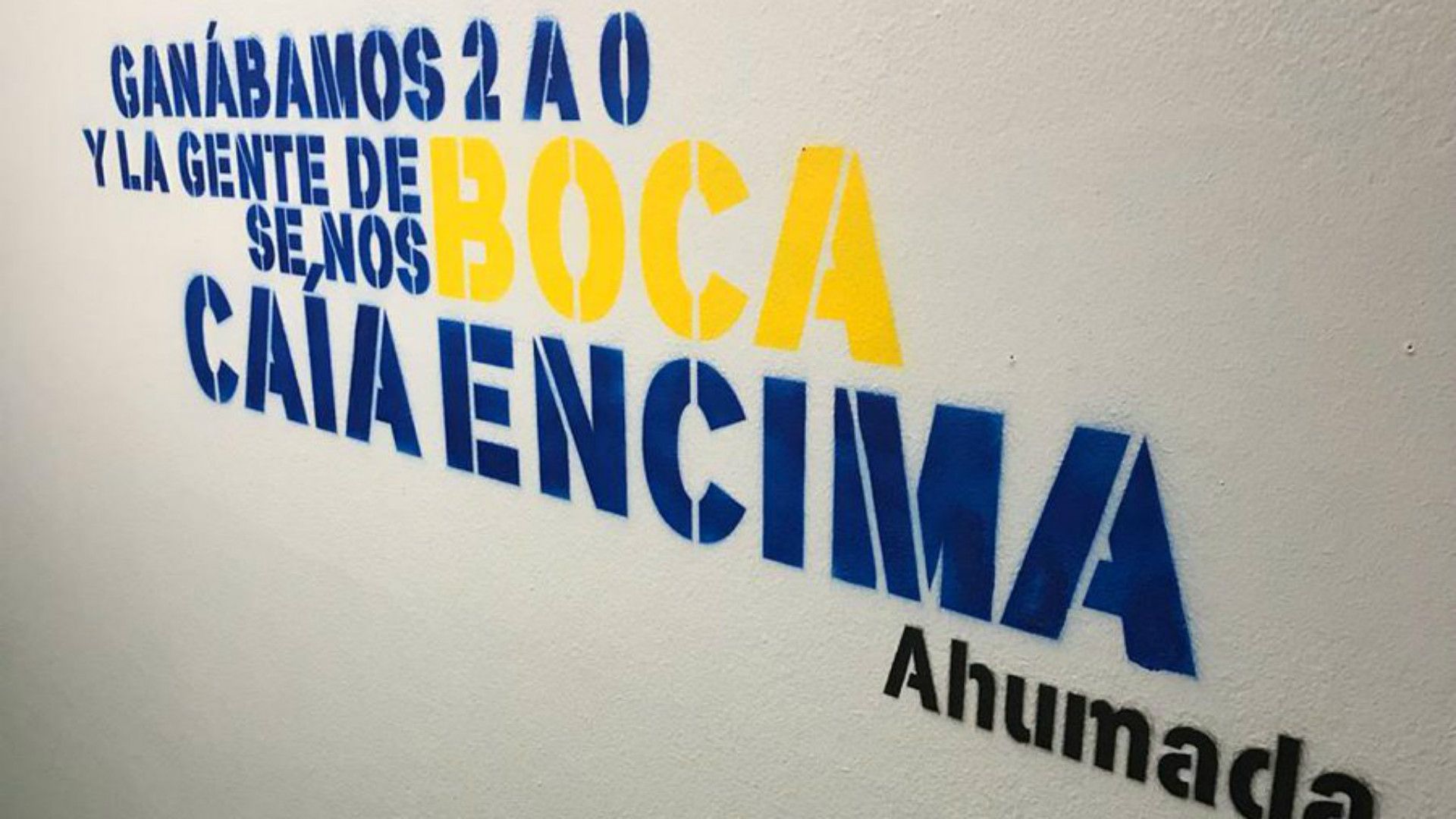Pintadas vestuario visitante bombonera