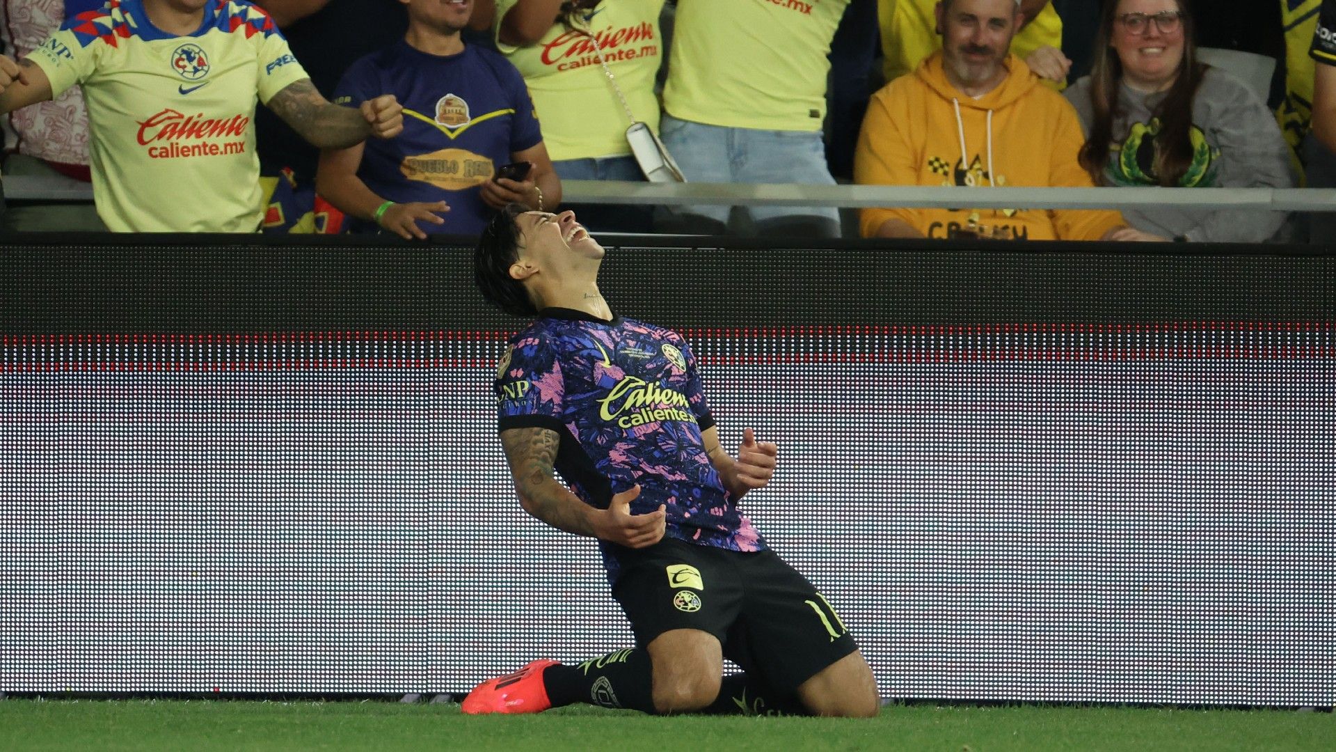 Víctor Dávila América 2024