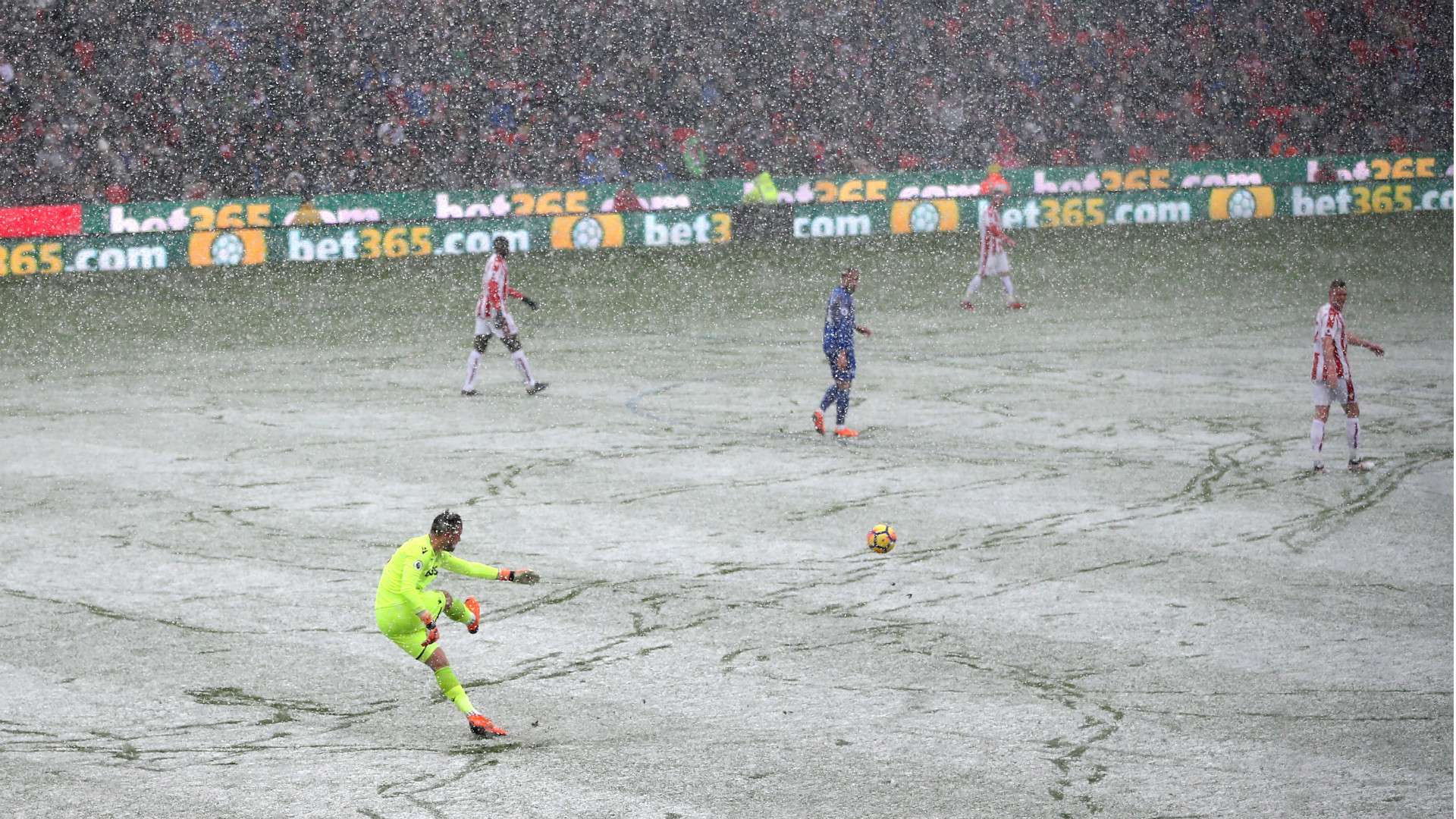 Premier League Snow