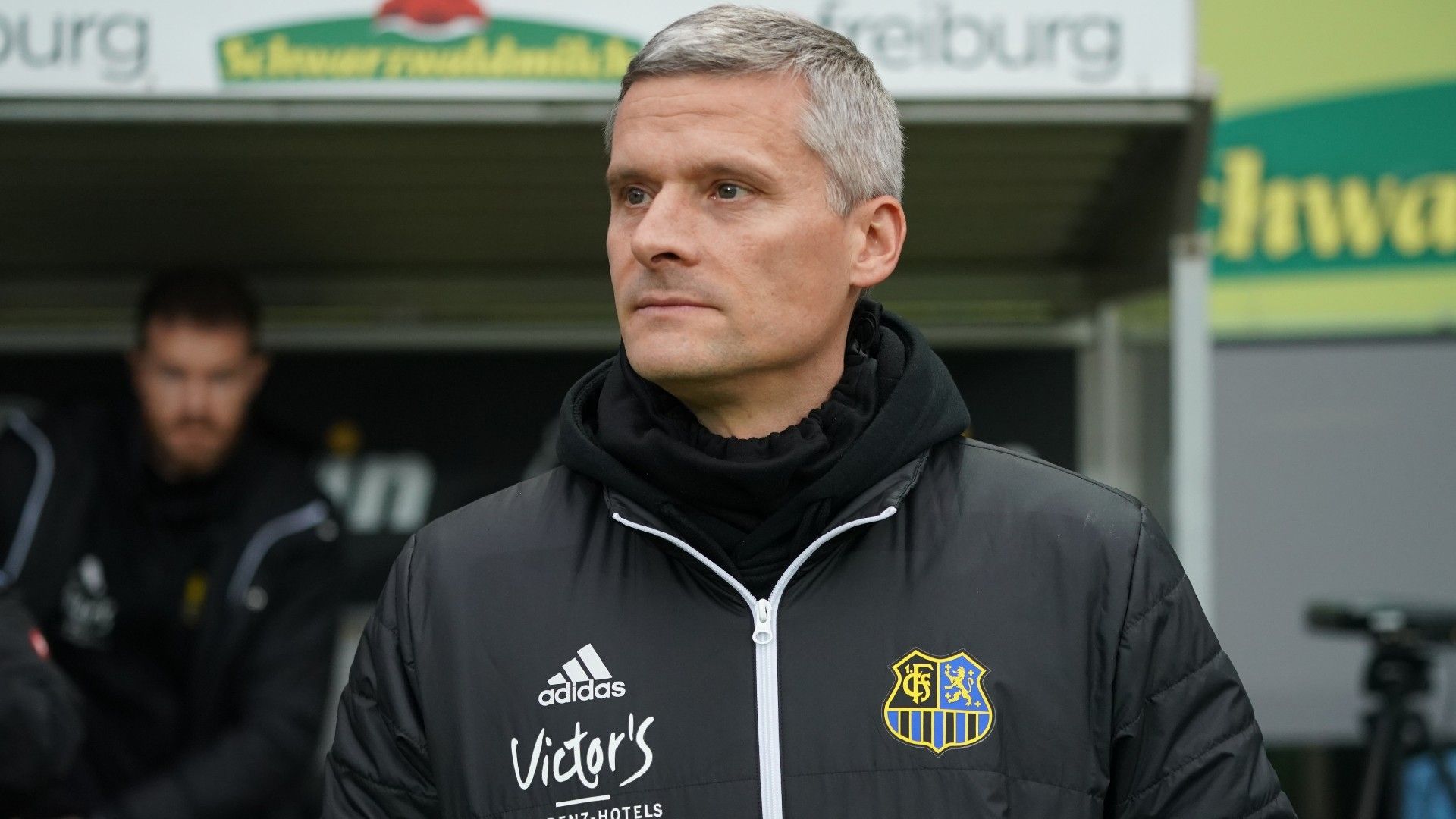 coach Ruediger Ziehl of 1.FC Saarbruecken