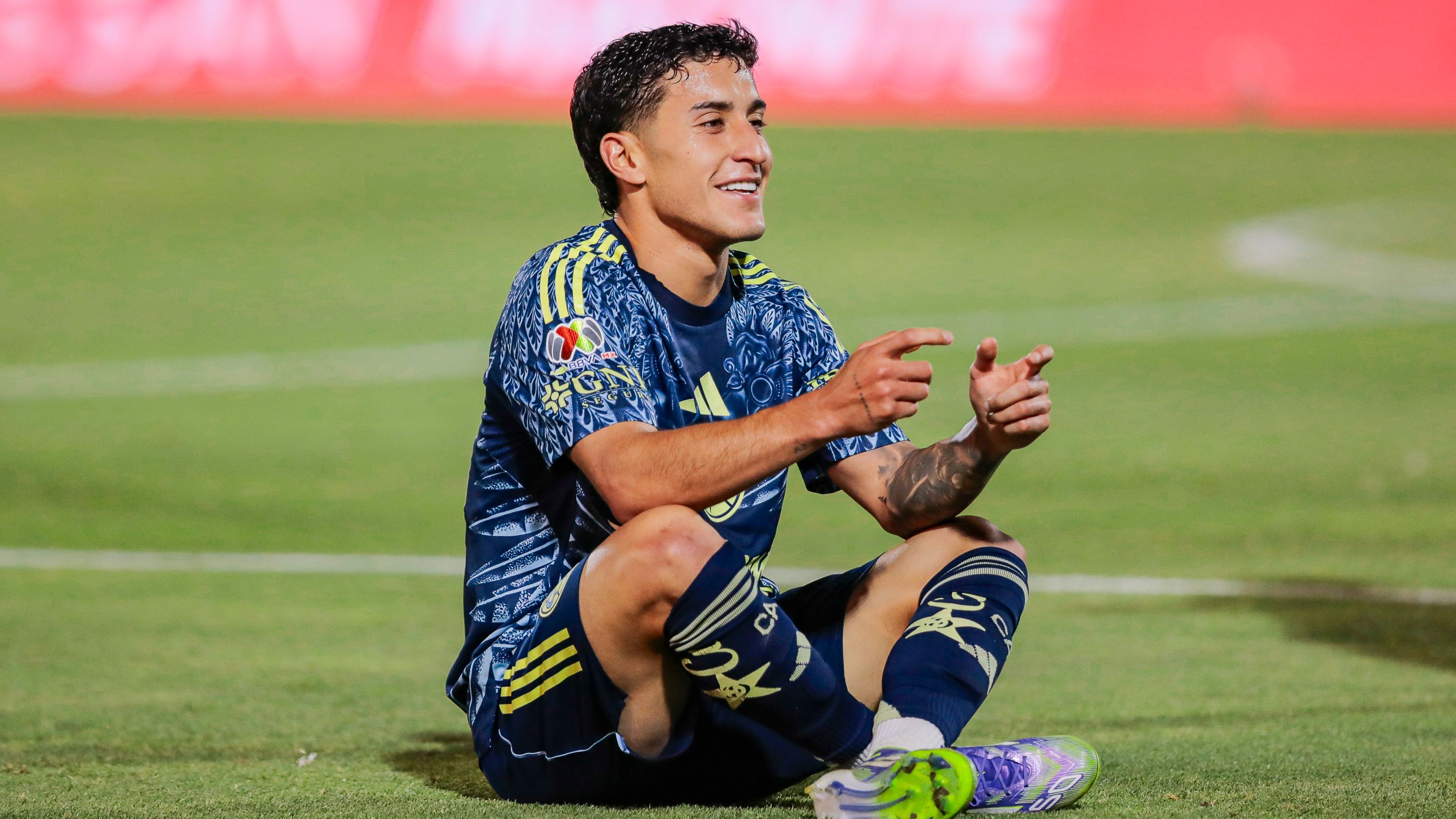 WATCH: USMNT and Club American winger Alejandro Zendejas honors Diogo Jota in Apertura 2025 goal celebration | Goal.com UK