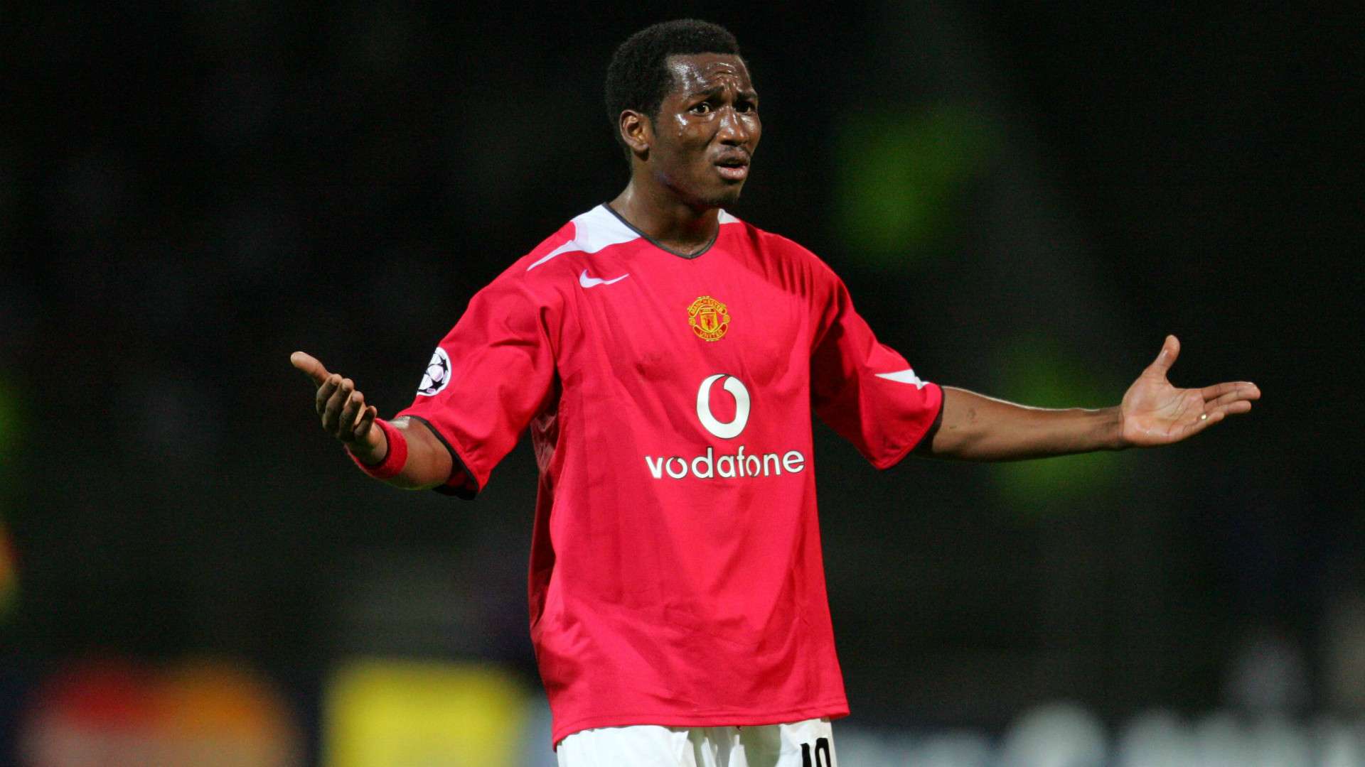 ONLY GERMANY Eric Djemba Djemba Manchester United 2004