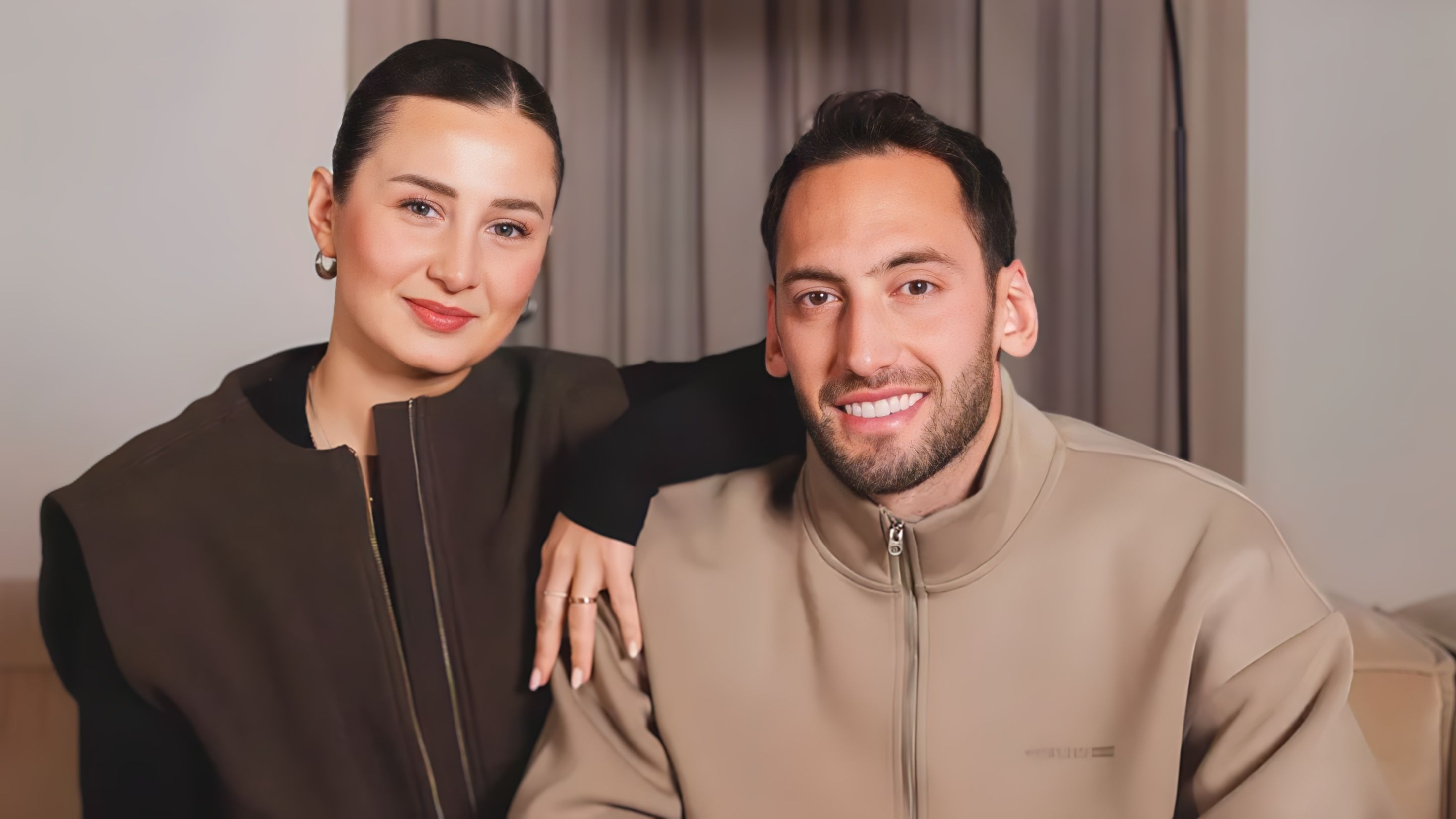 Hakan Calhanoglu Sinem Calhanoglu 