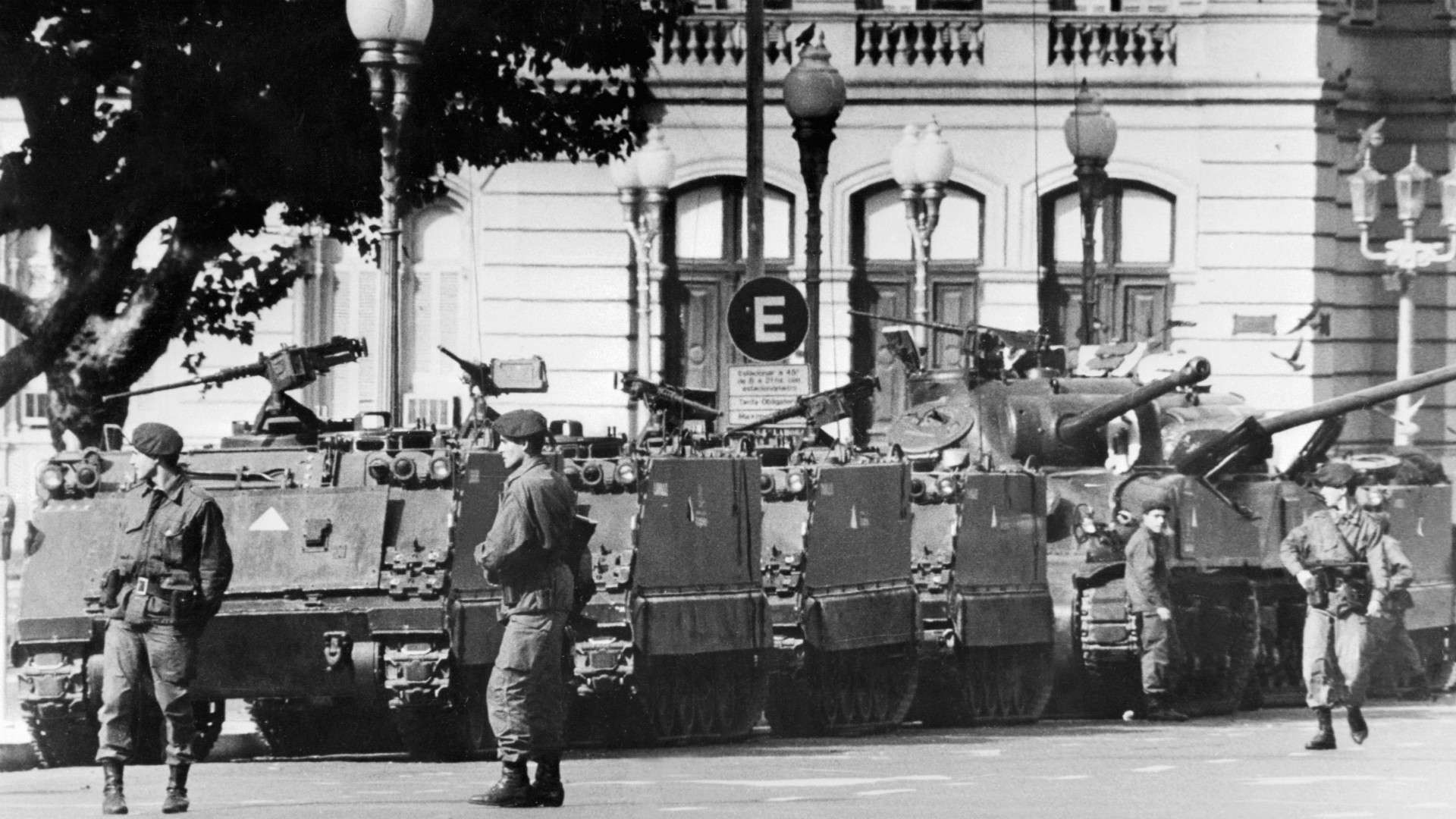 Argentina military dictatorship, 1970s