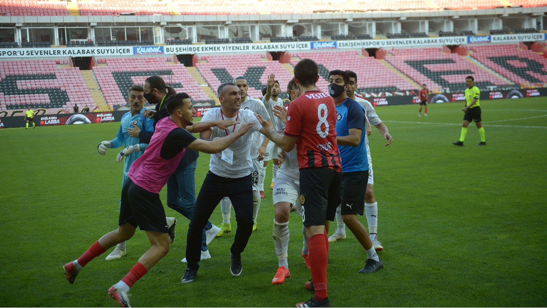 Eskişehirspor Altay Kavga 06272020