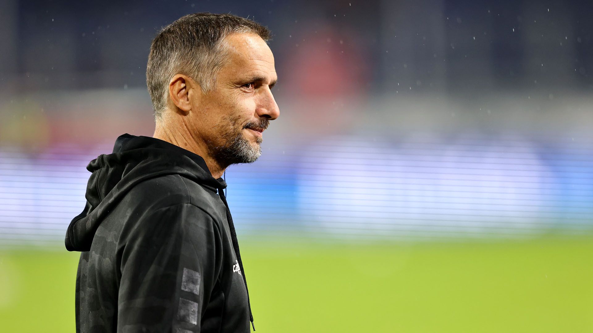 Hagen Schmidt und der MSV Duisburg empfangen den VfL Osnabrück.