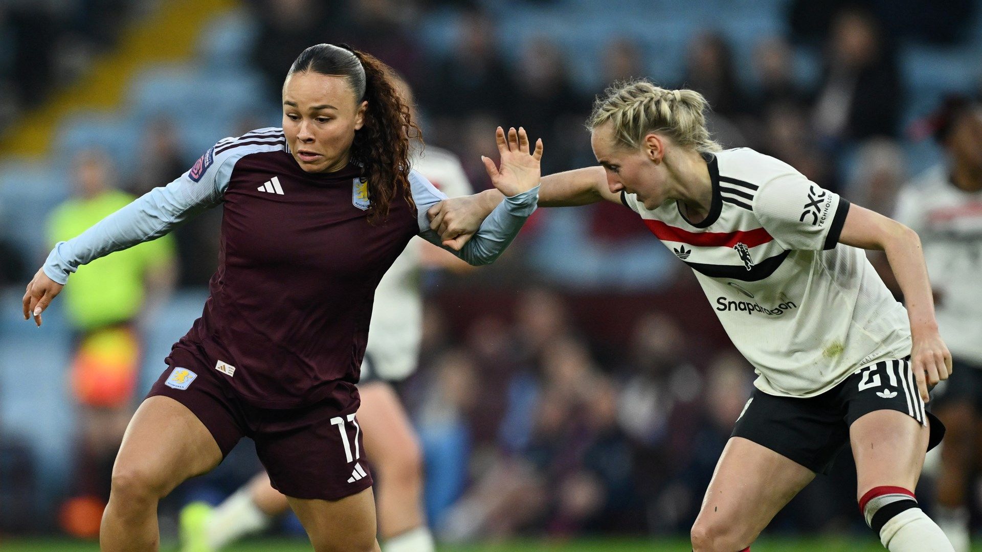 Ebony Salmon Millie Turner Aston Villa Man Utd Women 2024-25