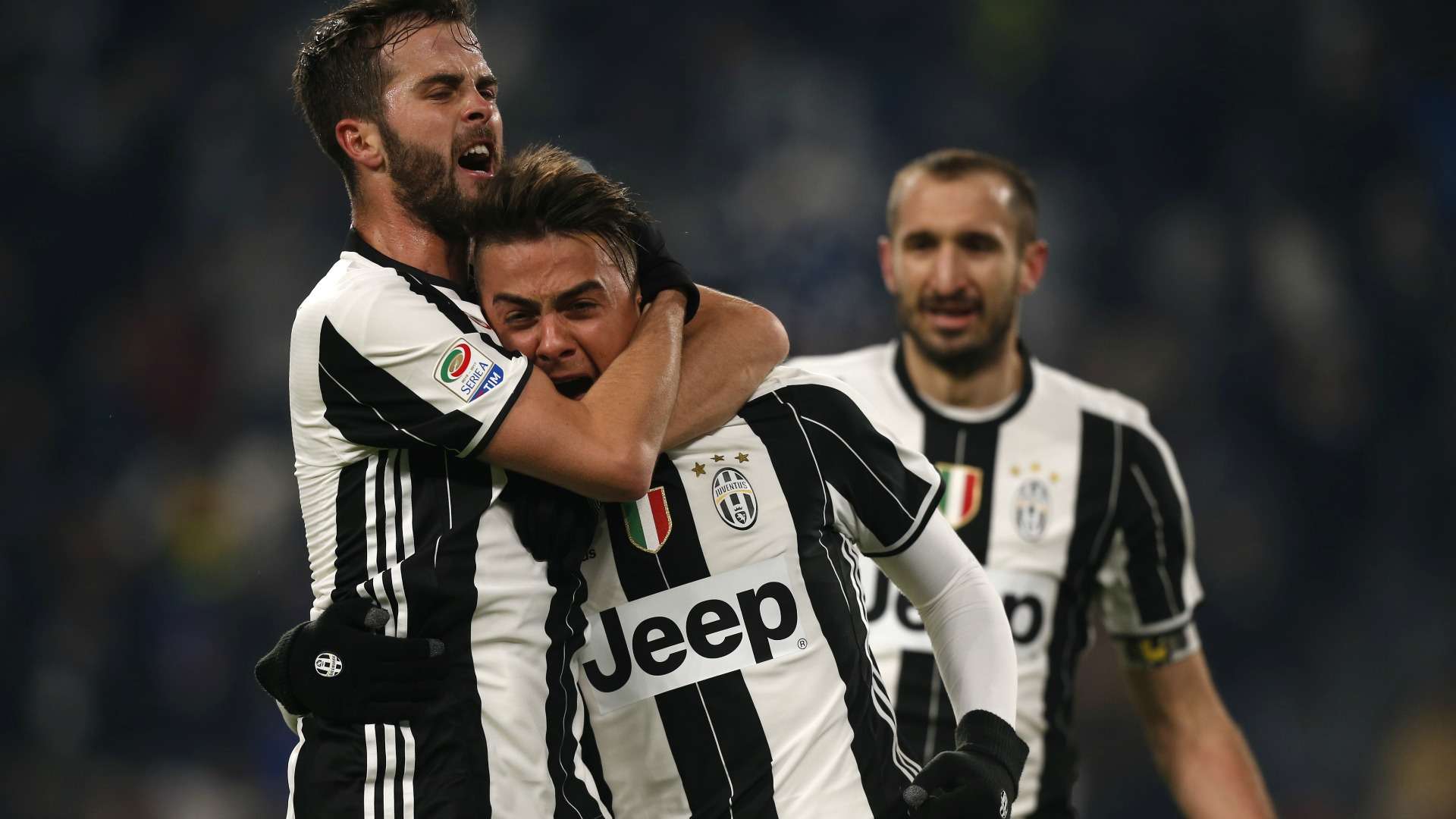 Paulo Dybala Miralem Pjanic Juventus