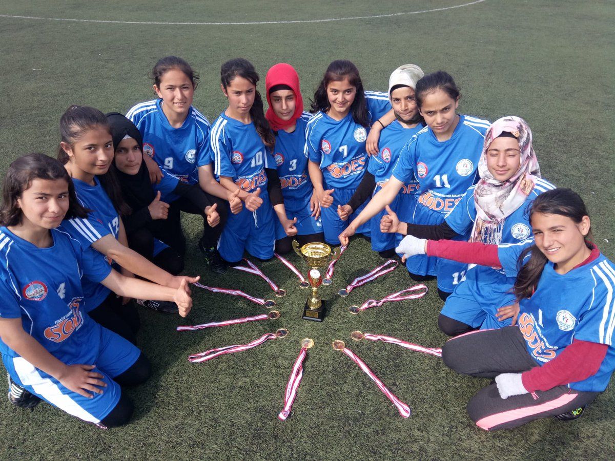 Kilicoren OO Yildiz Kiz Futbol Takimi