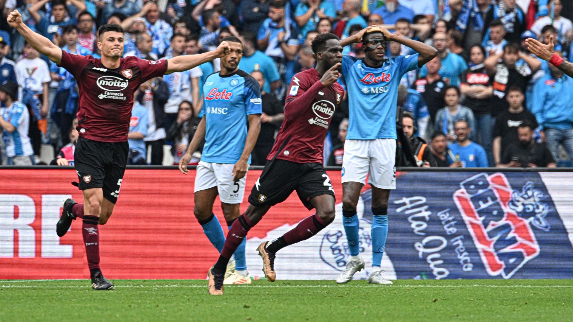 Dia Napoli Salernitana
