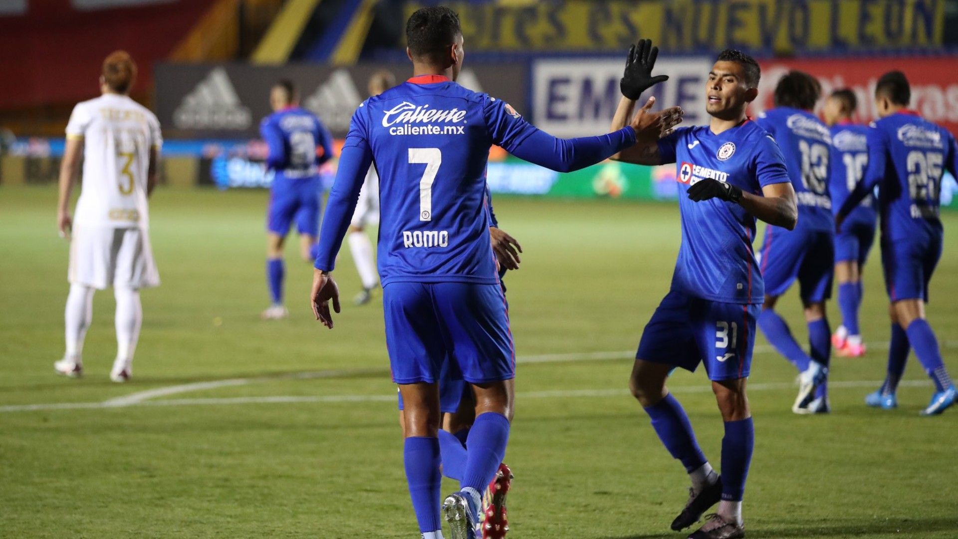 Orbelin Pineda Cruz Azul