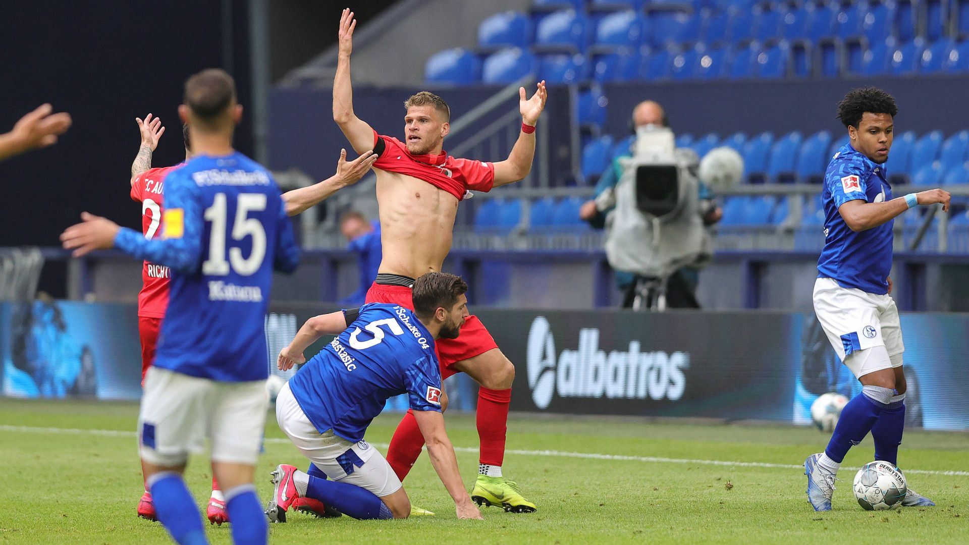 GER ONLY Schalke Augsburg Bundesliga 24052020