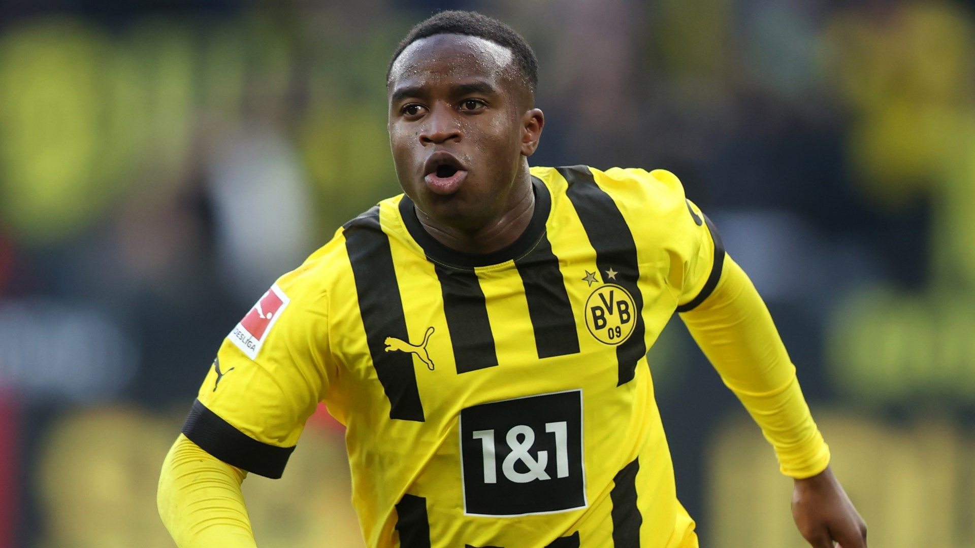 Youssoufa Moukoko Borussia Dortmund 2022