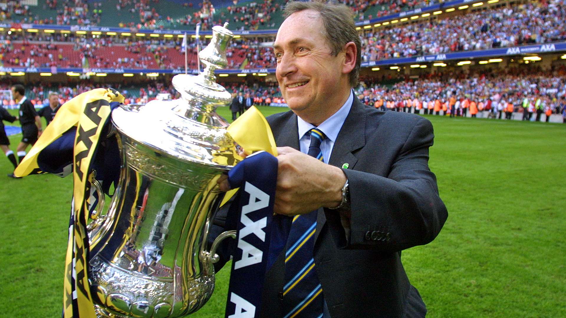 Gerard Houllier Liverpool Arsenal FA Cup 05122001